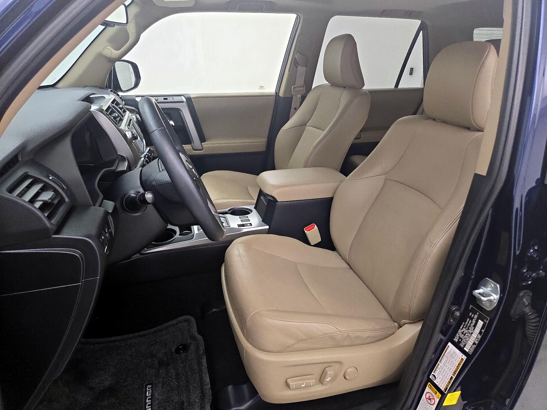 Thumbnail: 2016 Toyota 4Runner - 11