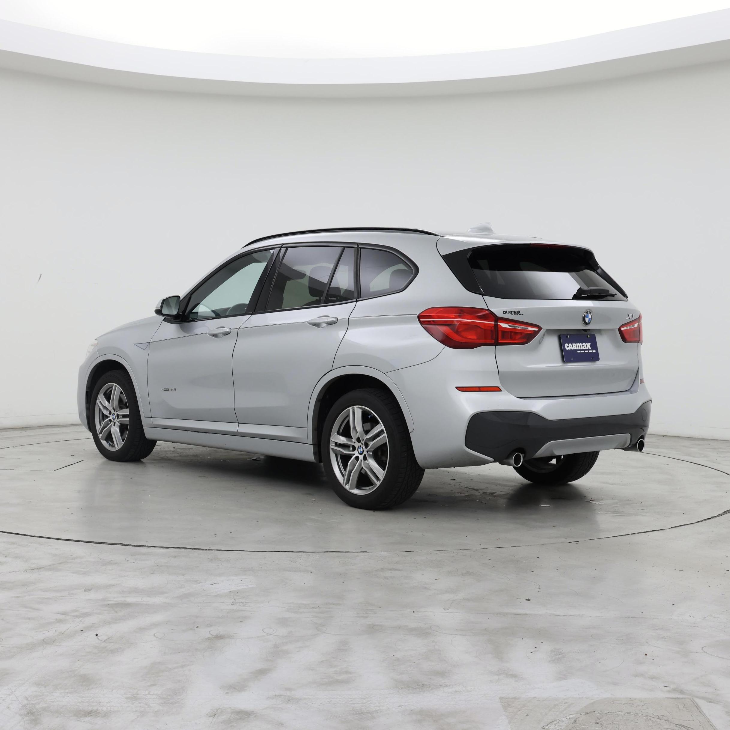 Thumbnail: 2018 BMW X1 - 2