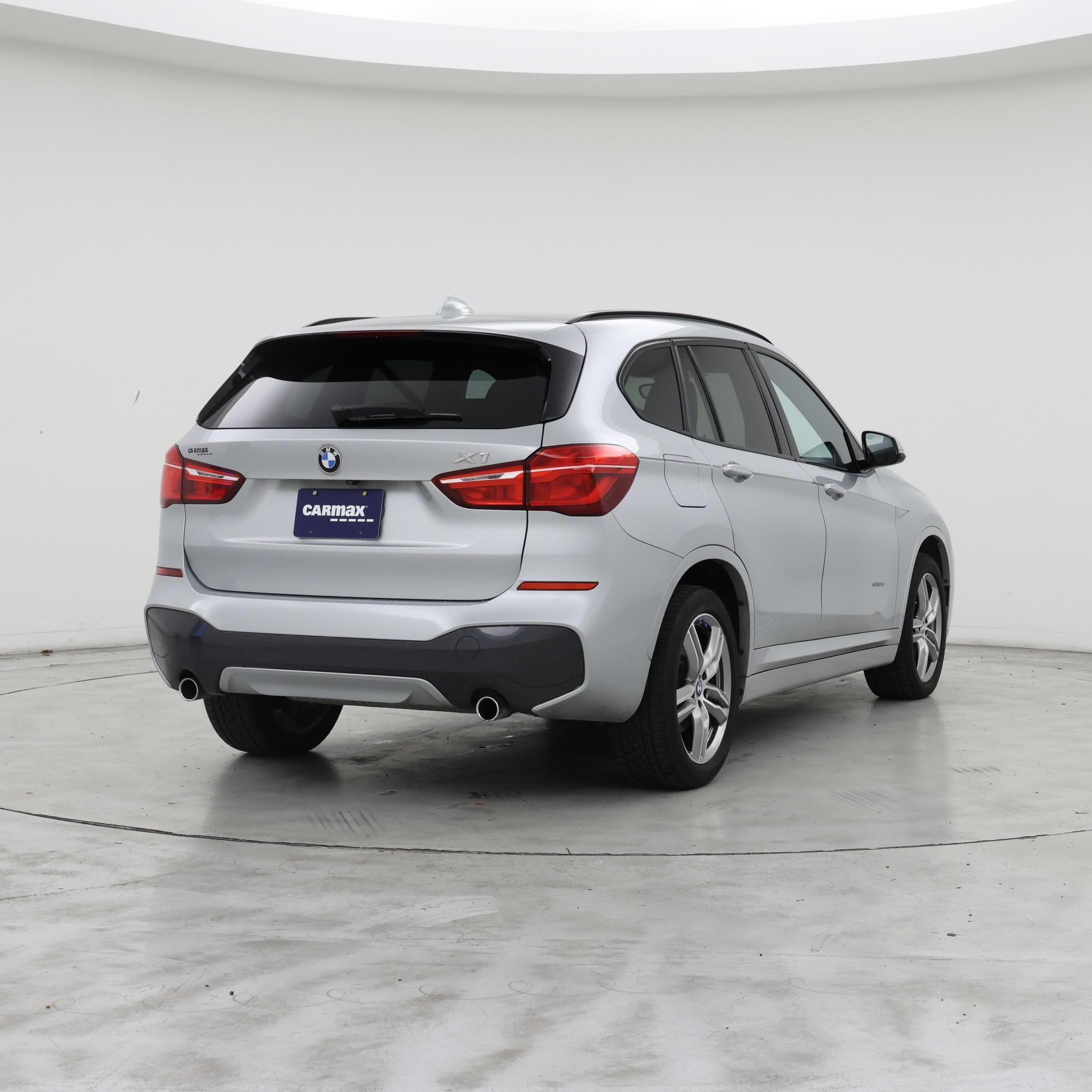 Thumbnail: 2018 BMW X1 - 8