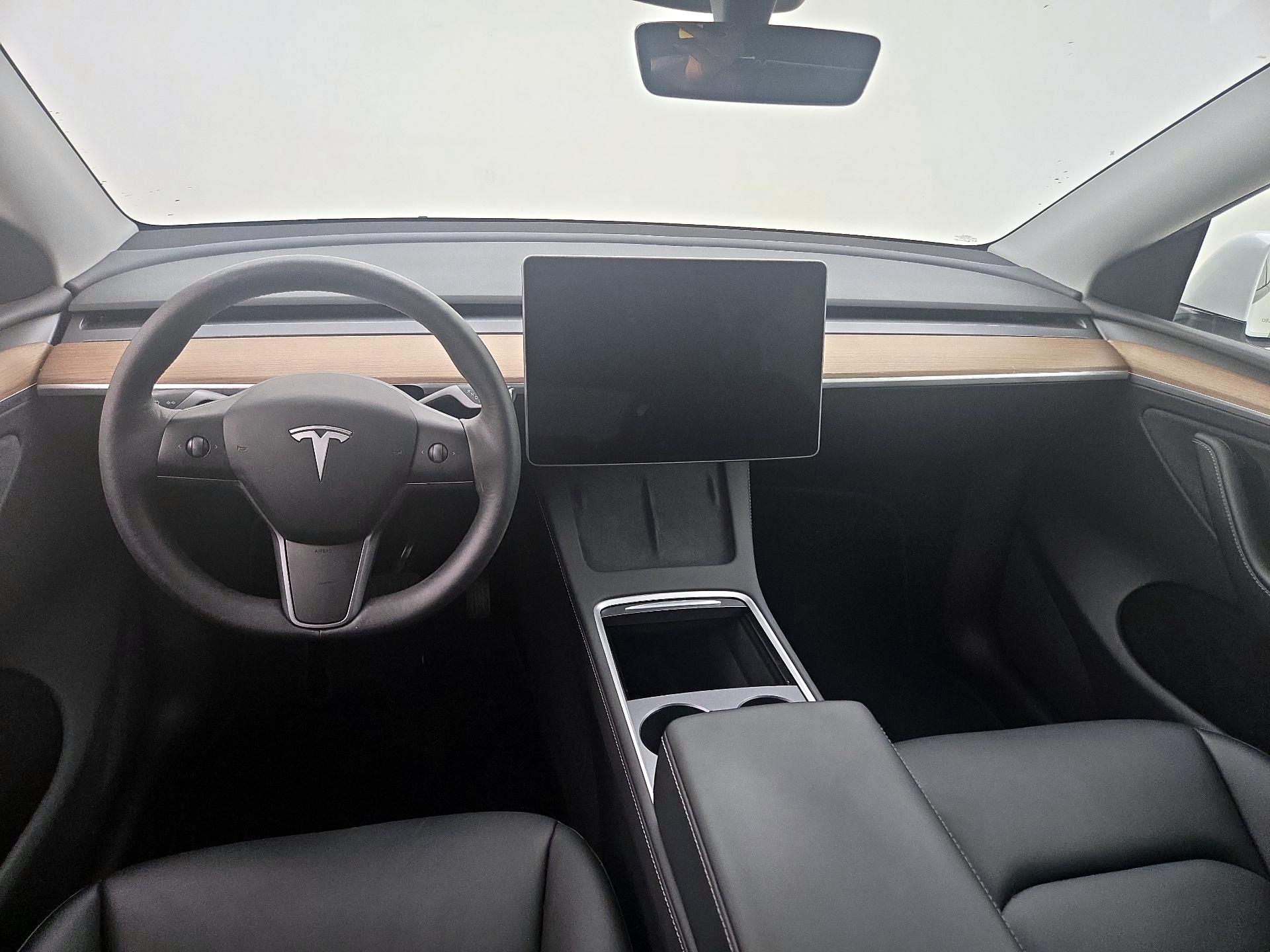 Thumbnail: 2023 Tesla Model Y - 9