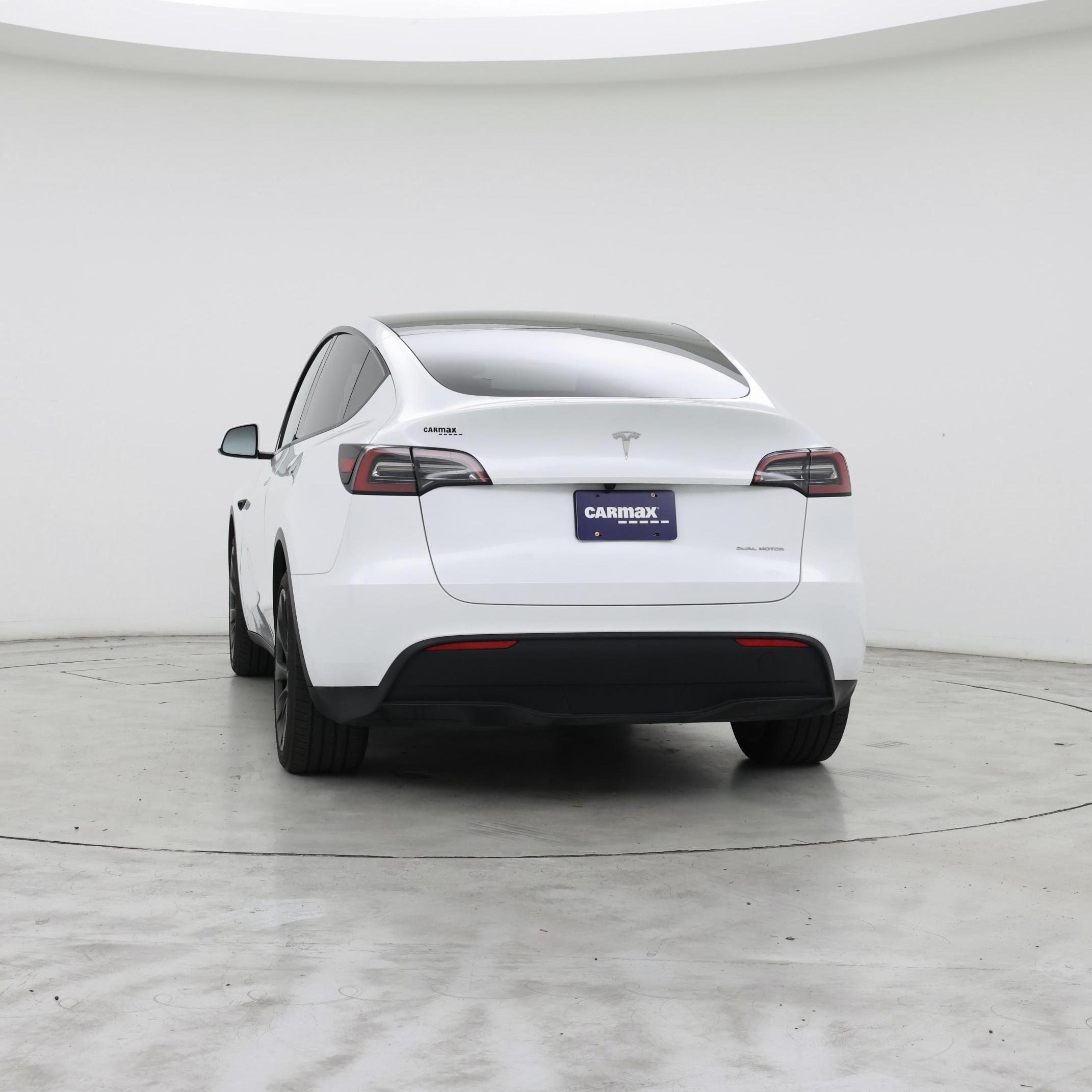 Thumbnail: 2023 Tesla Model Y - 6