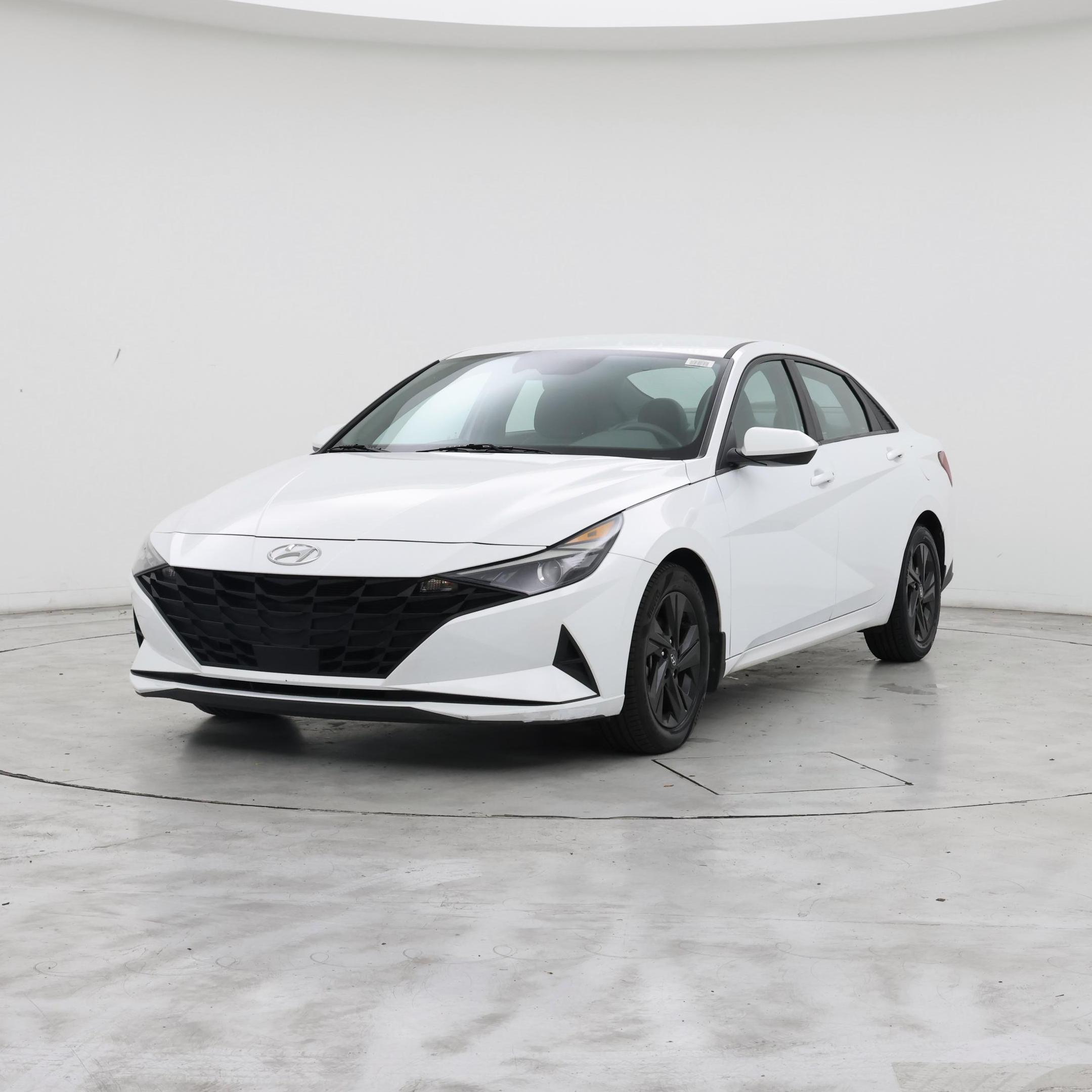Thumbnail: 2022 Hyundai Elantra - 4