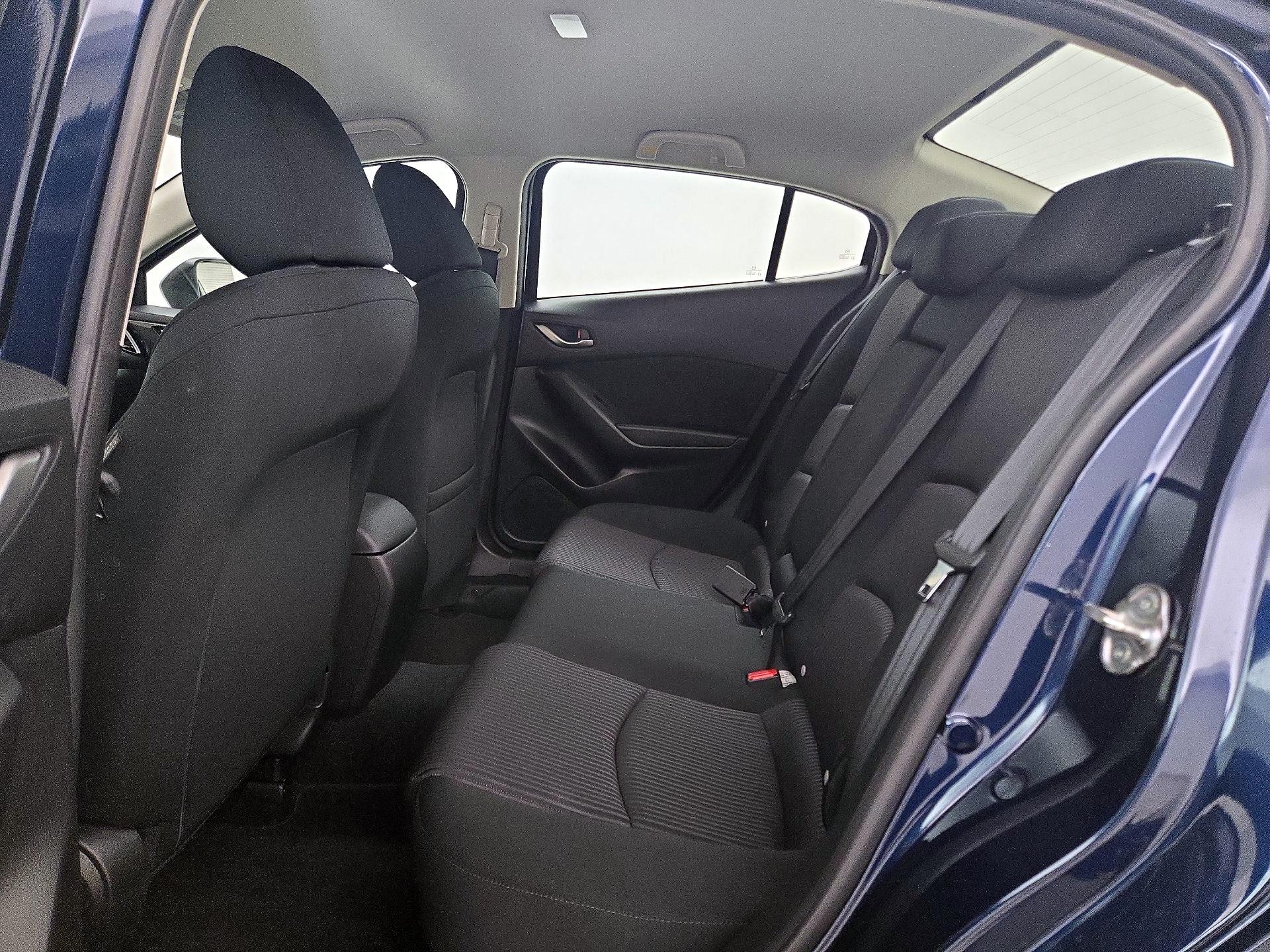 Thumbnail: 2015 Mazda Mazda3 - 19