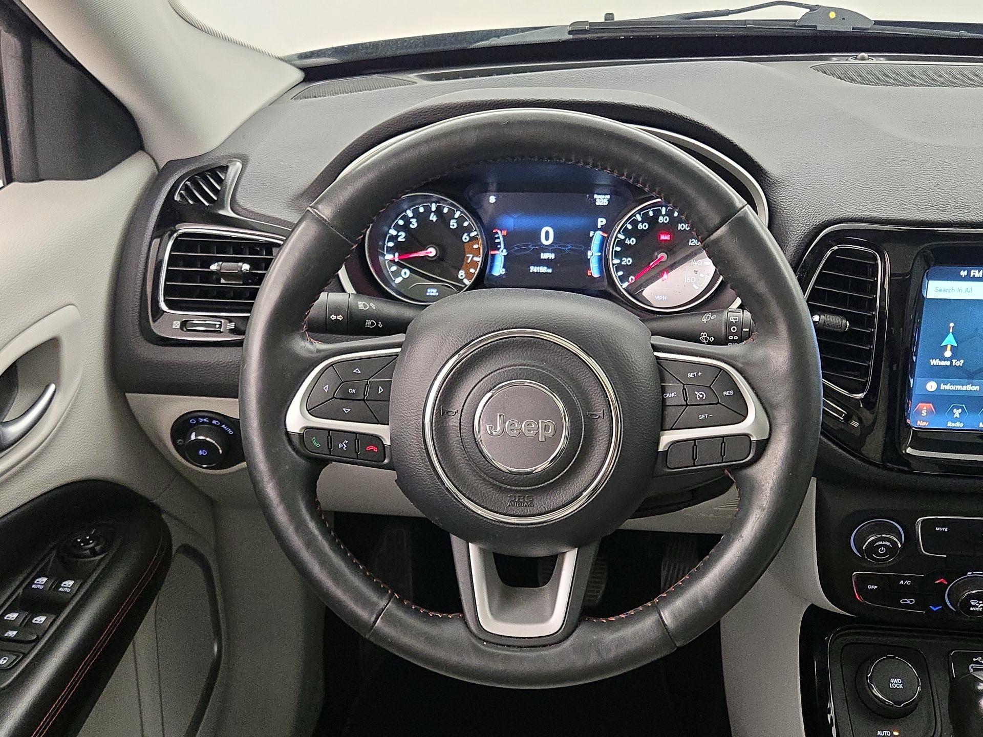 Thumbnail: 2017 Jeep Compass - 10