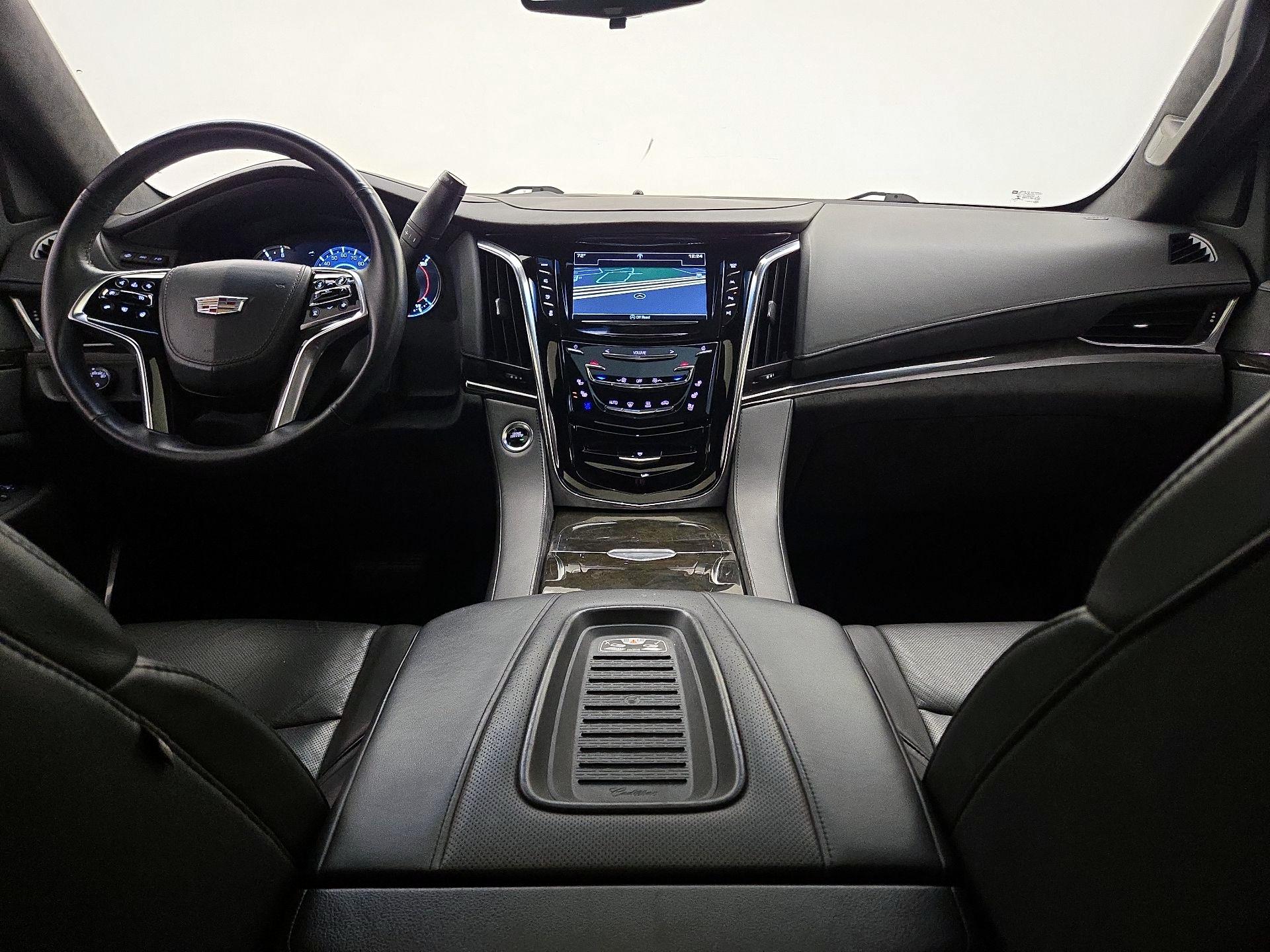 Thumbnail: 2018 Cadillac Escalade - 9