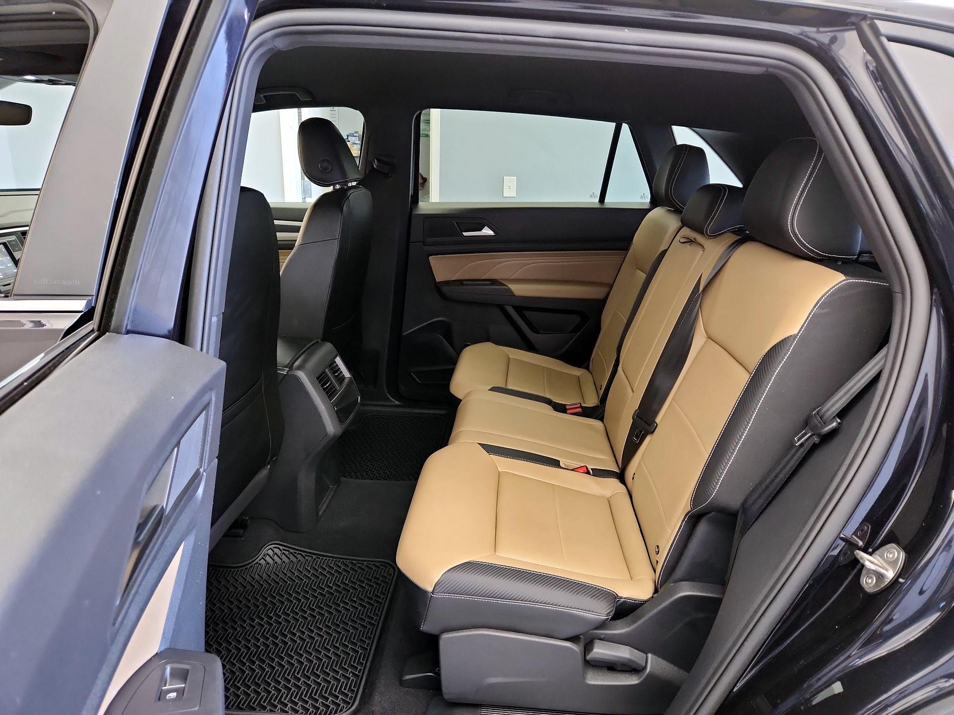 Thumbnail: 2023 Volkswagen Atlas - 19