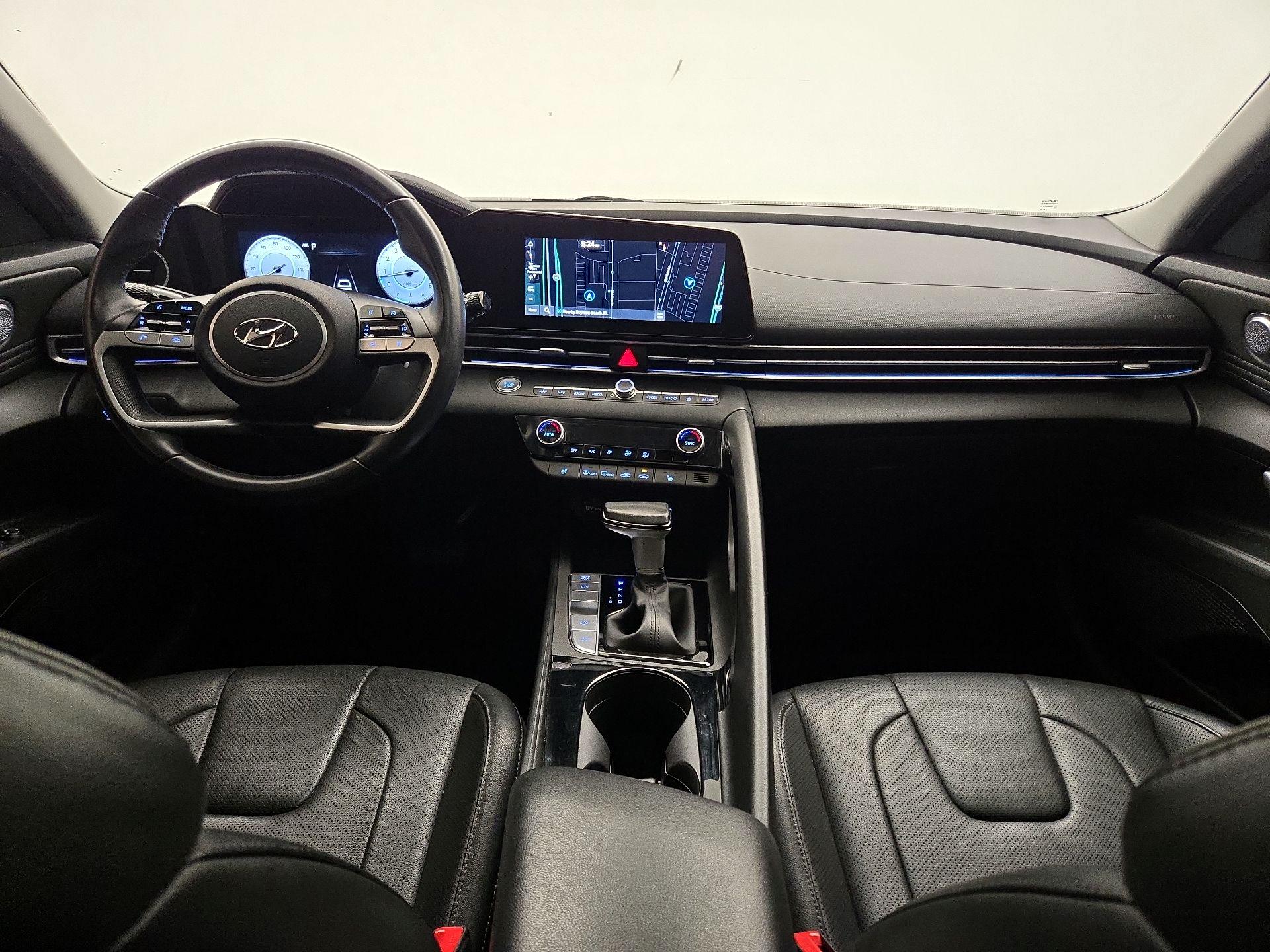 Thumbnail: 2022 Hyundai Elantra - 9