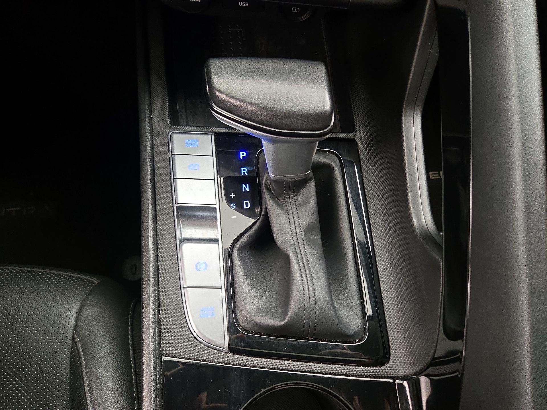 Thumbnail: 2022 Hyundai Elantra - 18