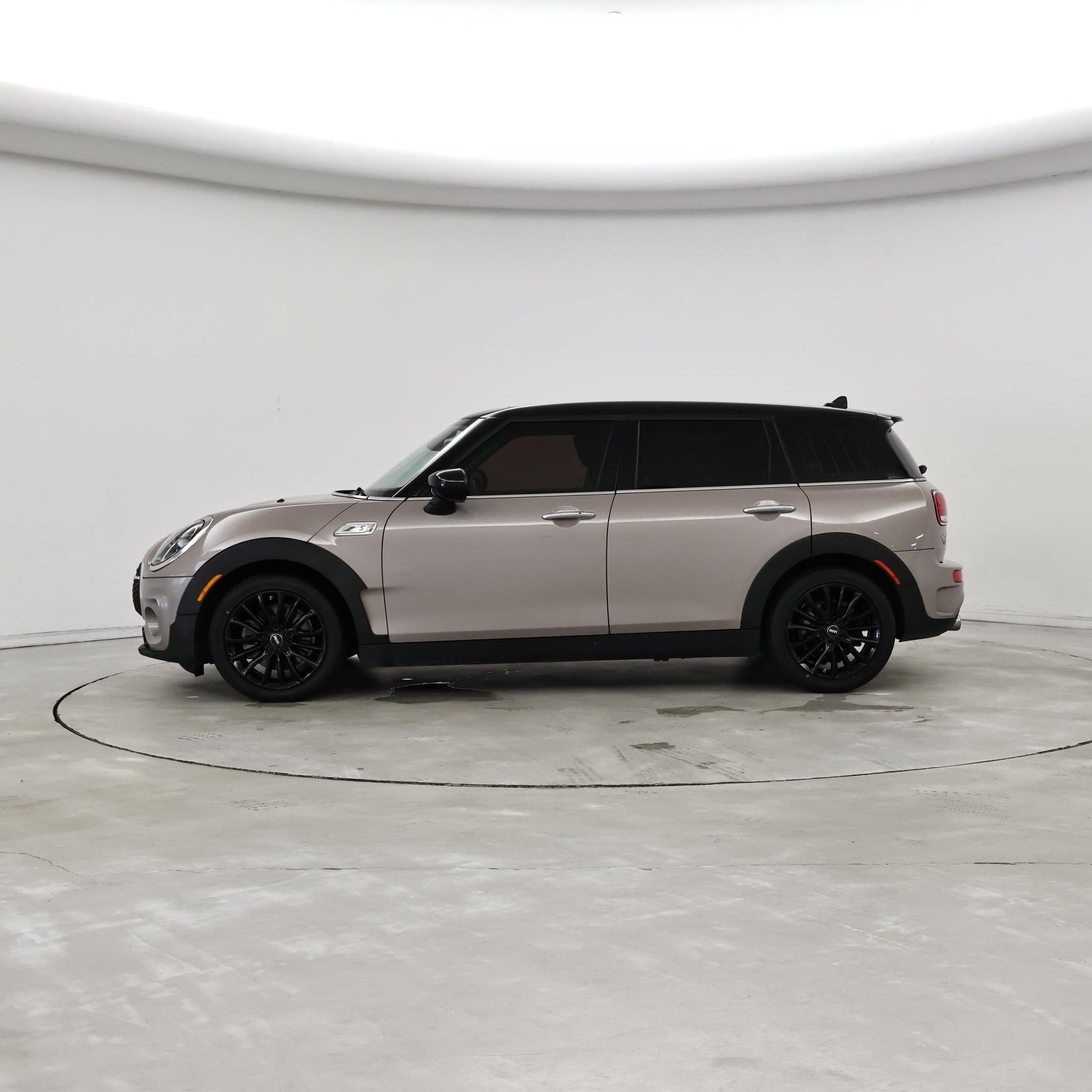 Thumbnail: 2023 MINI Cooper Clubman - 3