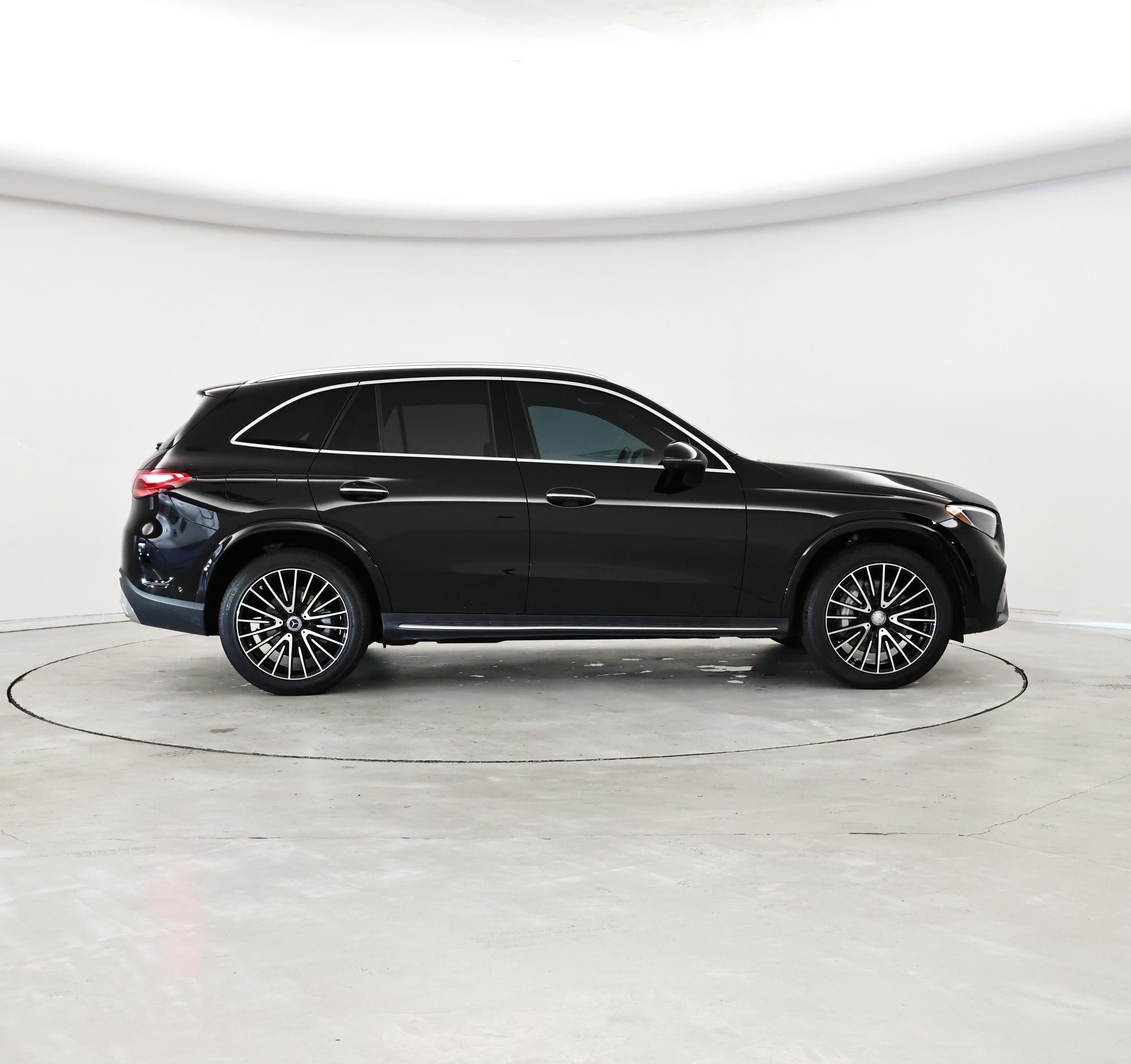 Thumbnail: 2023 Mercedes-Benz GLC - 7