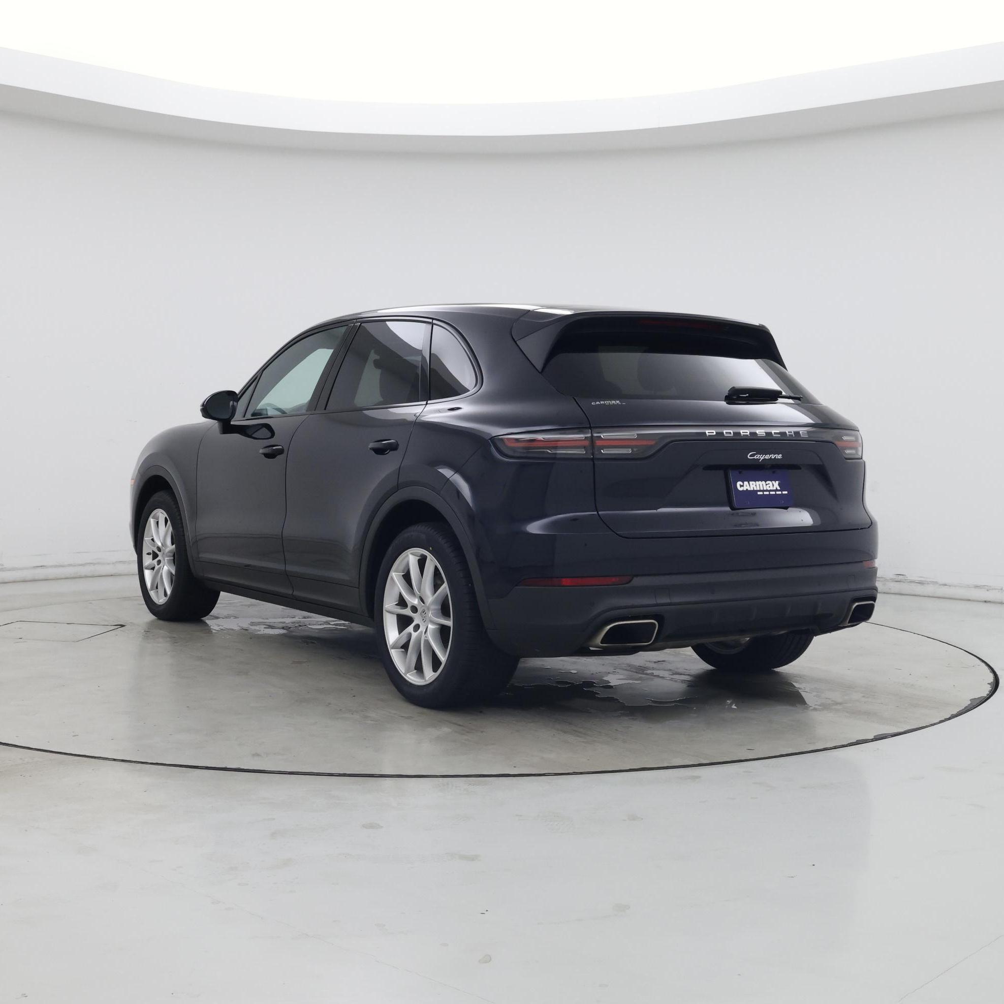Thumbnail: 2021 Porsche Cayenne - 2