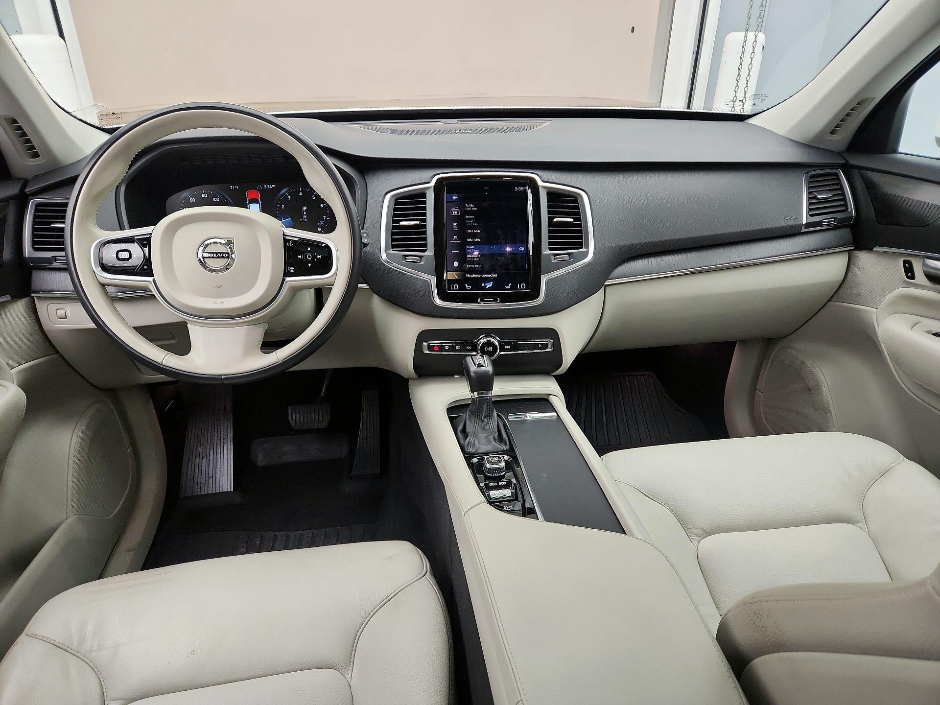 Thumbnail: 2020 Volvo XC90 - 9