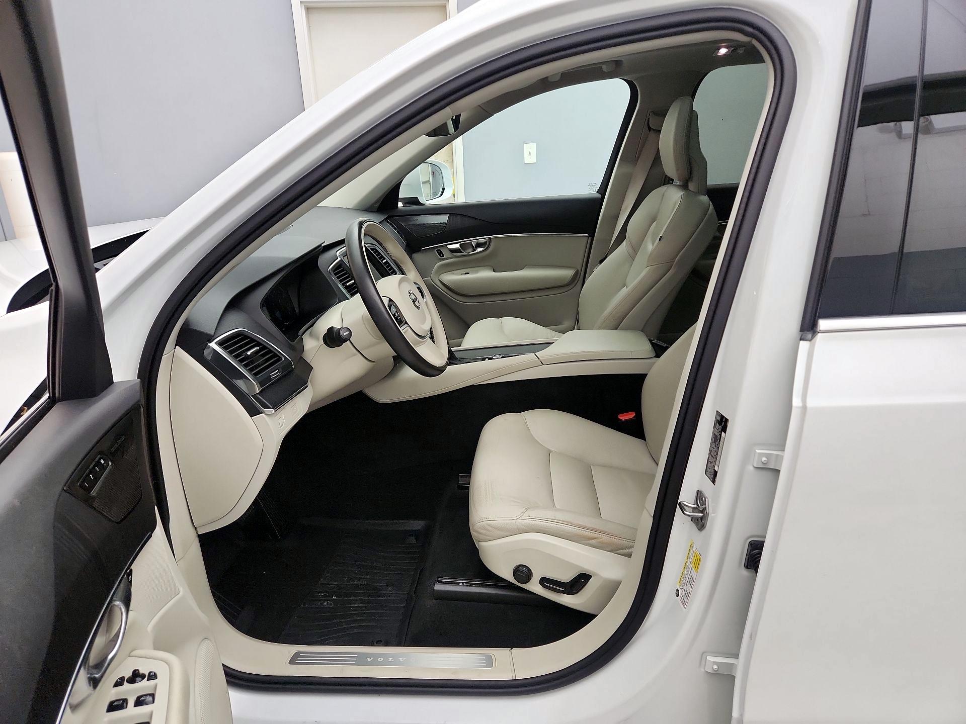 Thumbnail: 2020 Volvo XC90 - 11