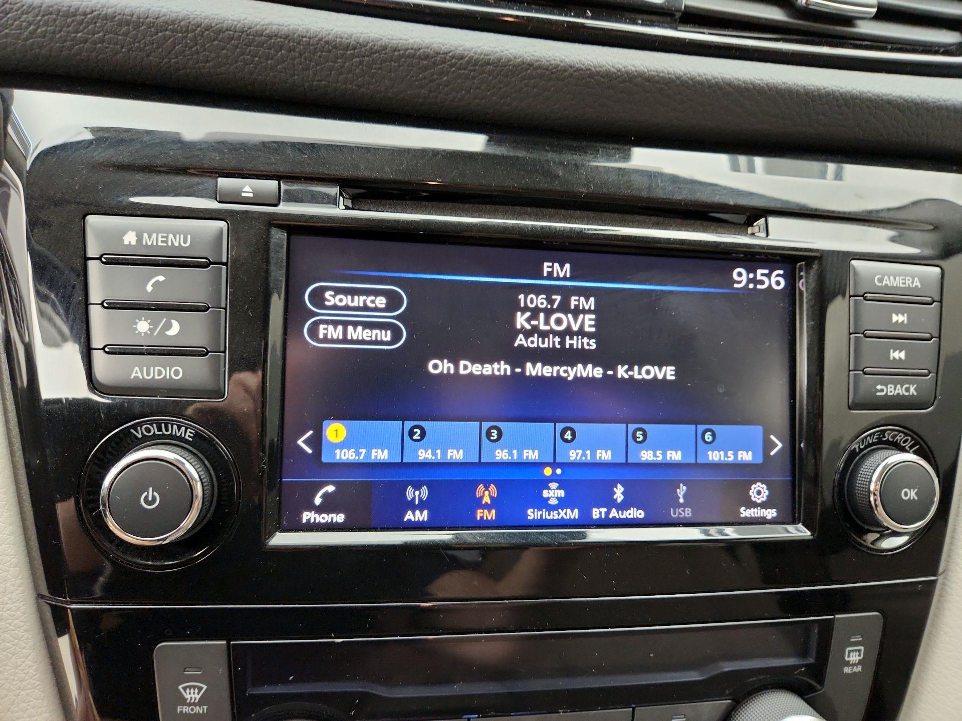 Thumbnail: 2021 Nissan Rogue Sport - 15