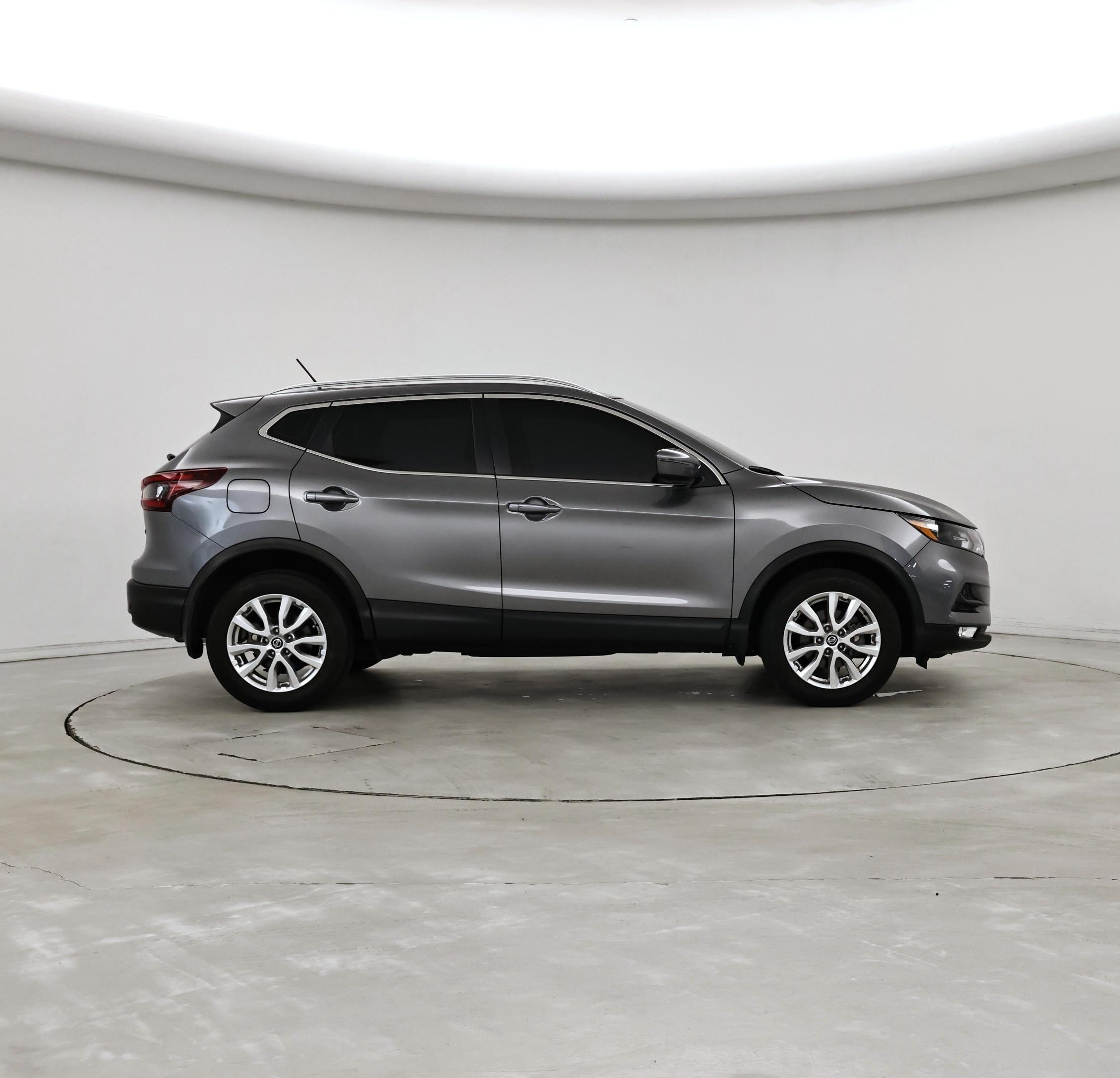Thumbnail: 2021 Nissan Rogue Sport - 7