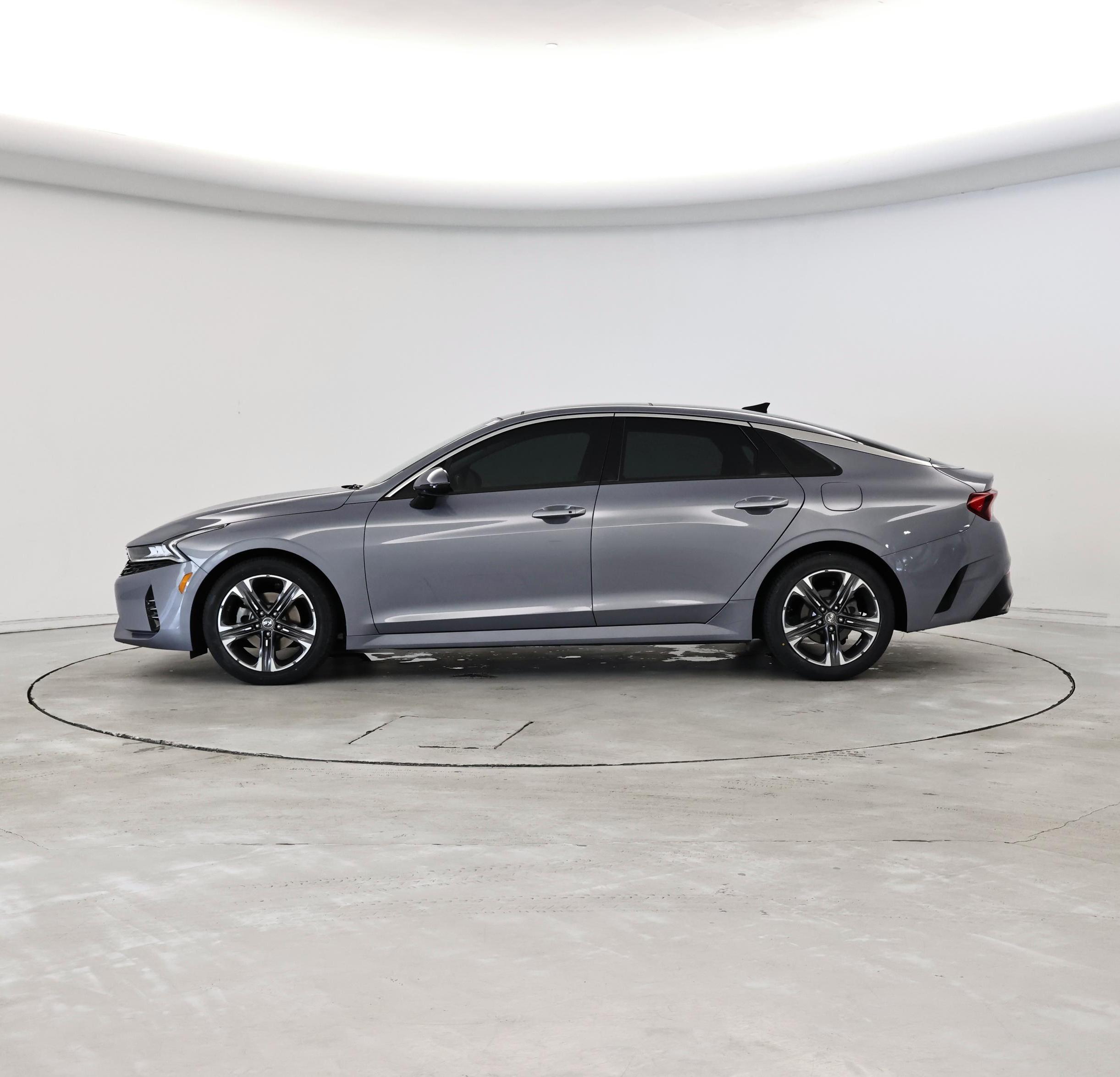 Thumbnail: 2021 Kia K5 - 3