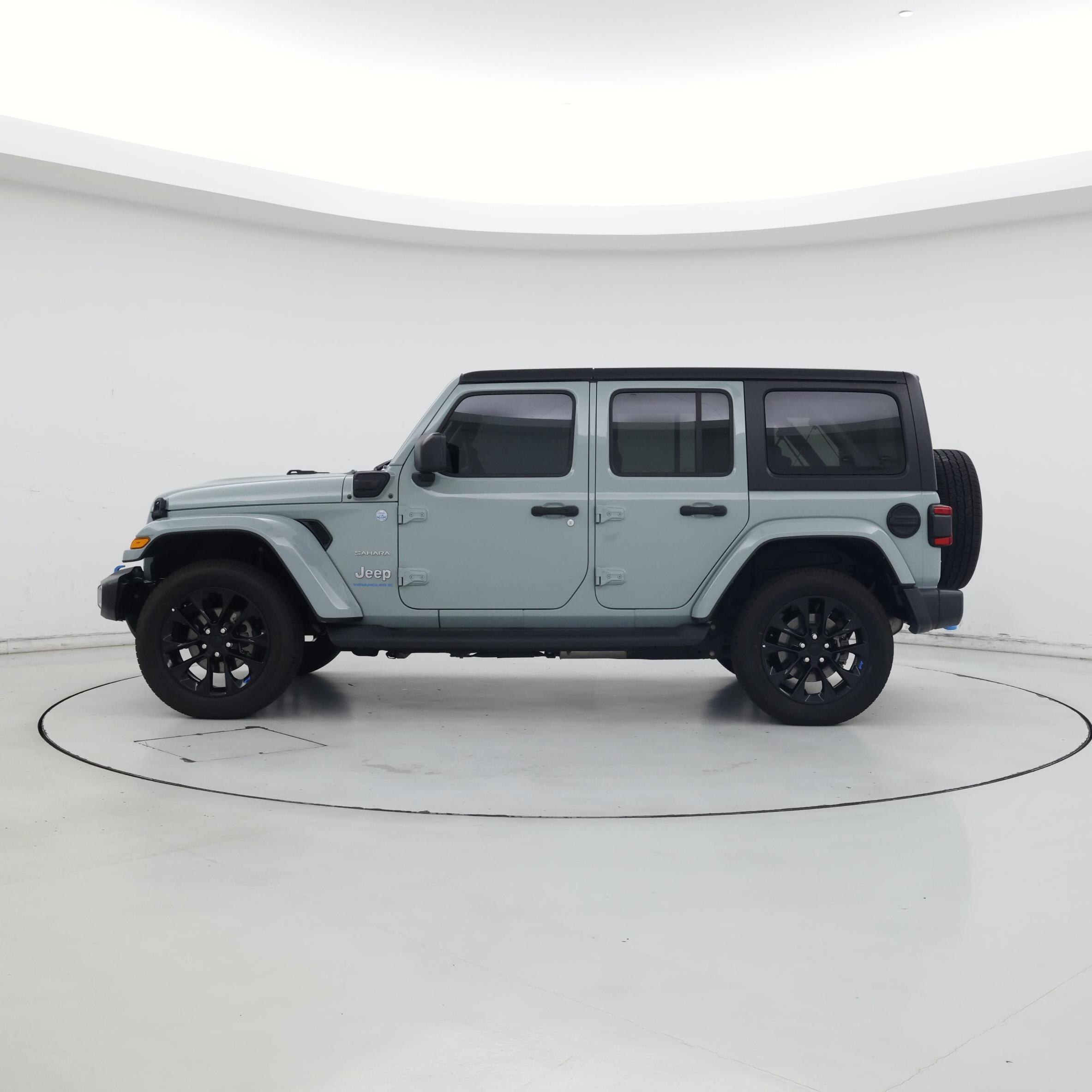 Thumbnail: 2023 Jeep Wrangler - 3