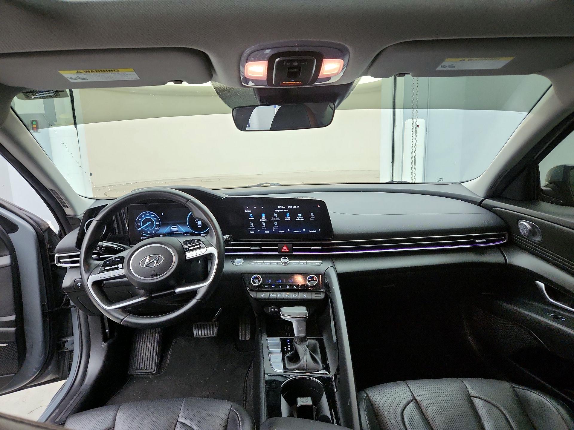 Thumbnail: 2022 Hyundai Elantra - 9