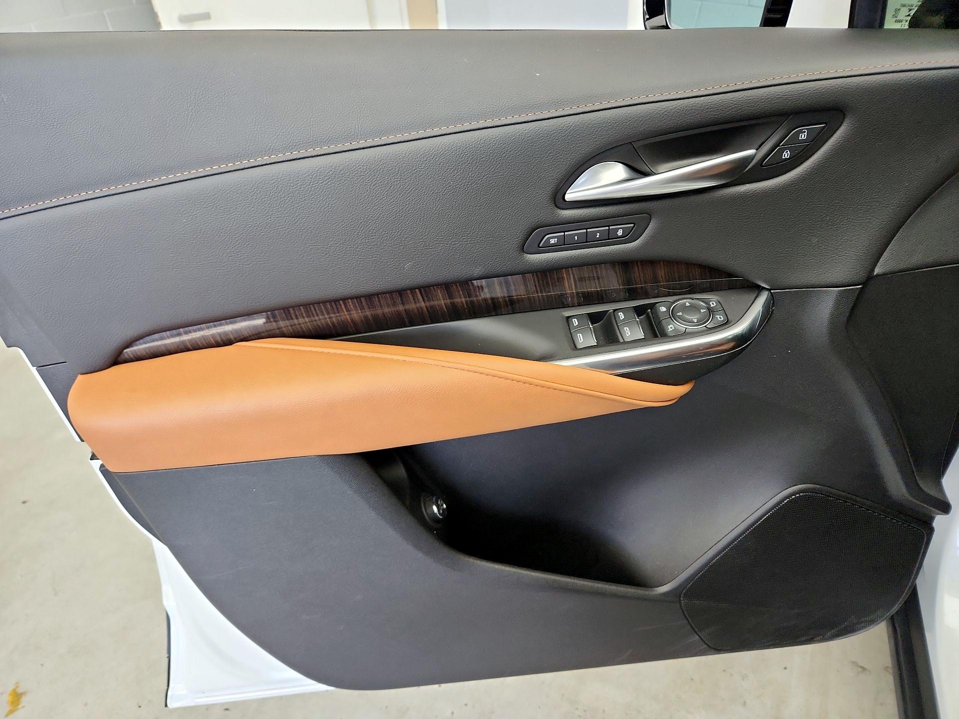 Thumbnail: 2022 Cadillac XT4 - 12