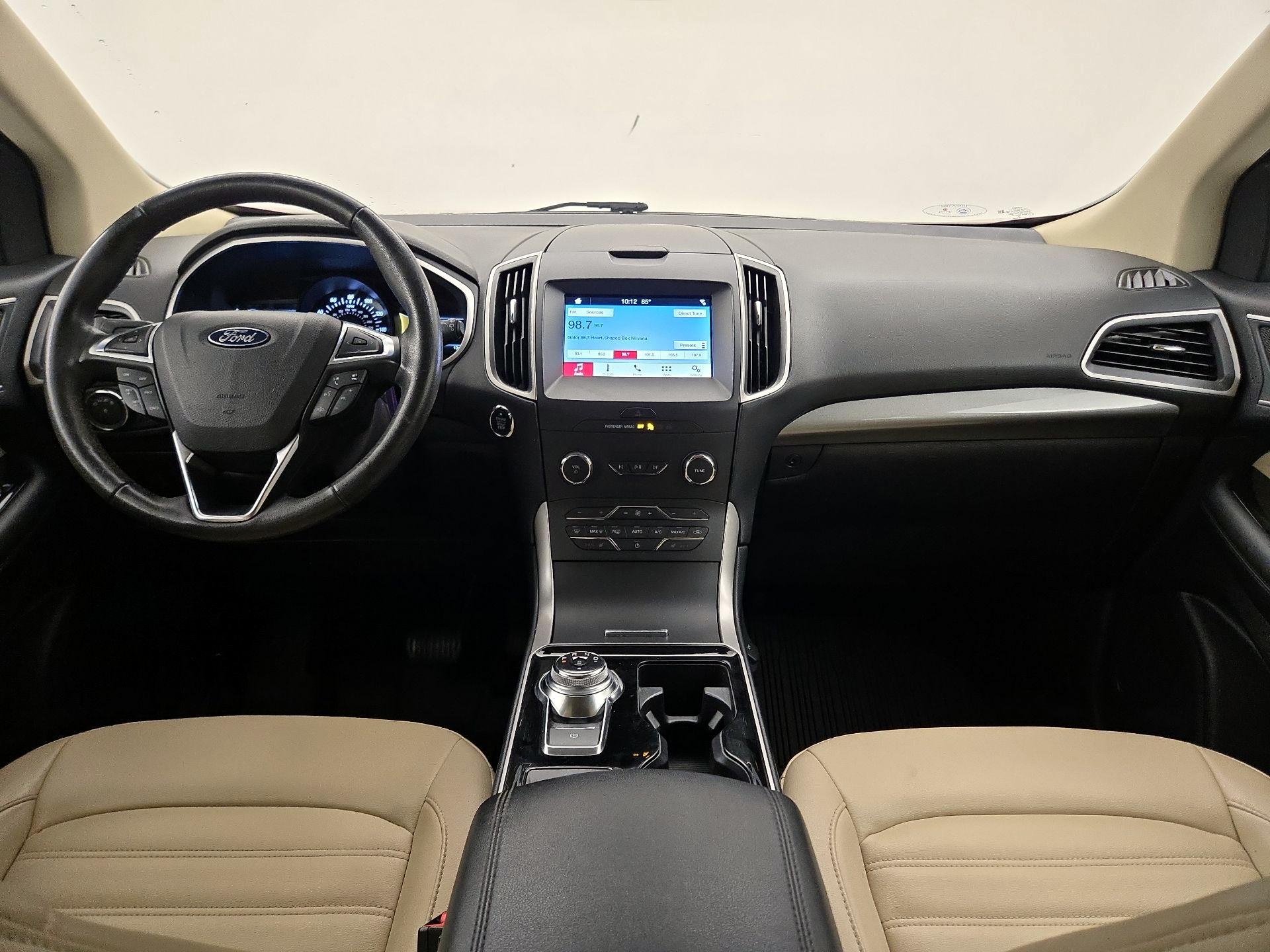 Thumbnail: 2019 Ford Edge - 9