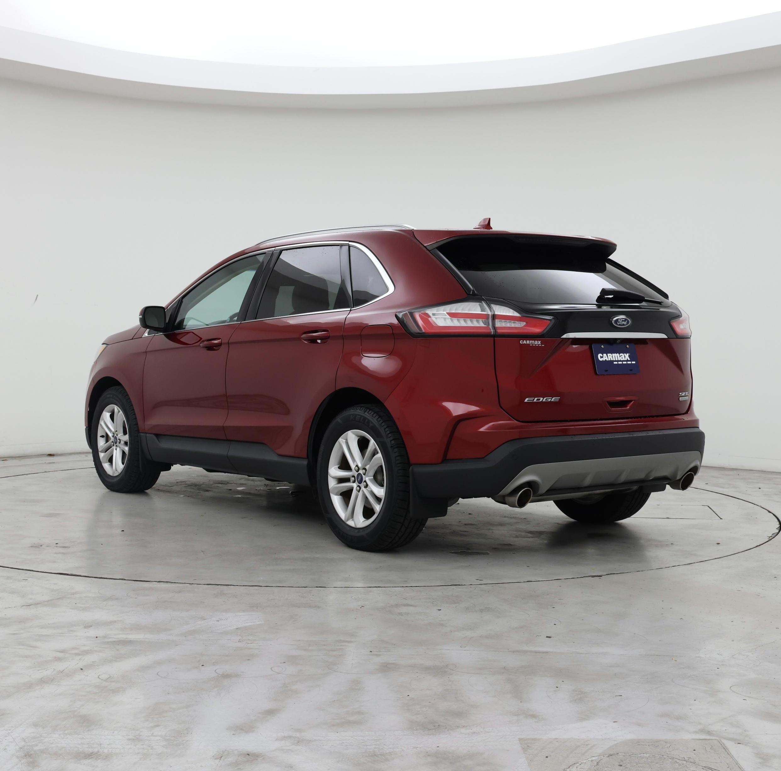 Thumbnail: 2019 Ford Edge - 2