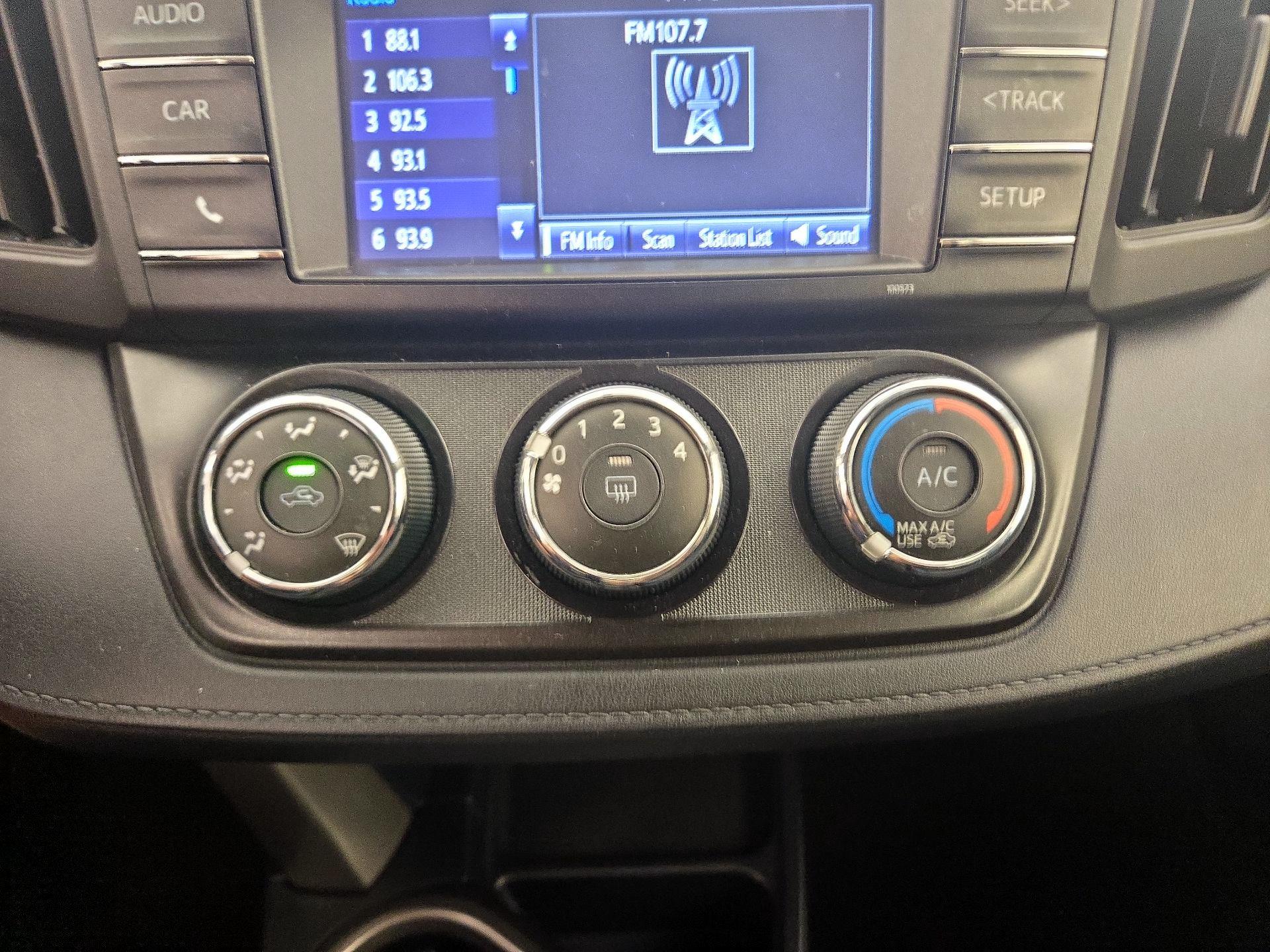 Thumbnail: 2016 Toyota RAV4 - 16
