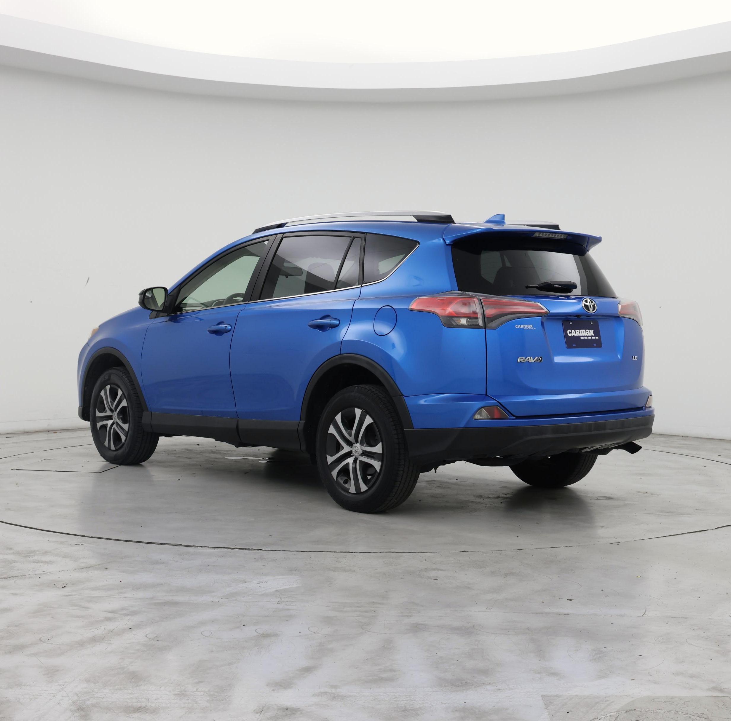 Thumbnail: 2016 Toyota RAV4 - 2