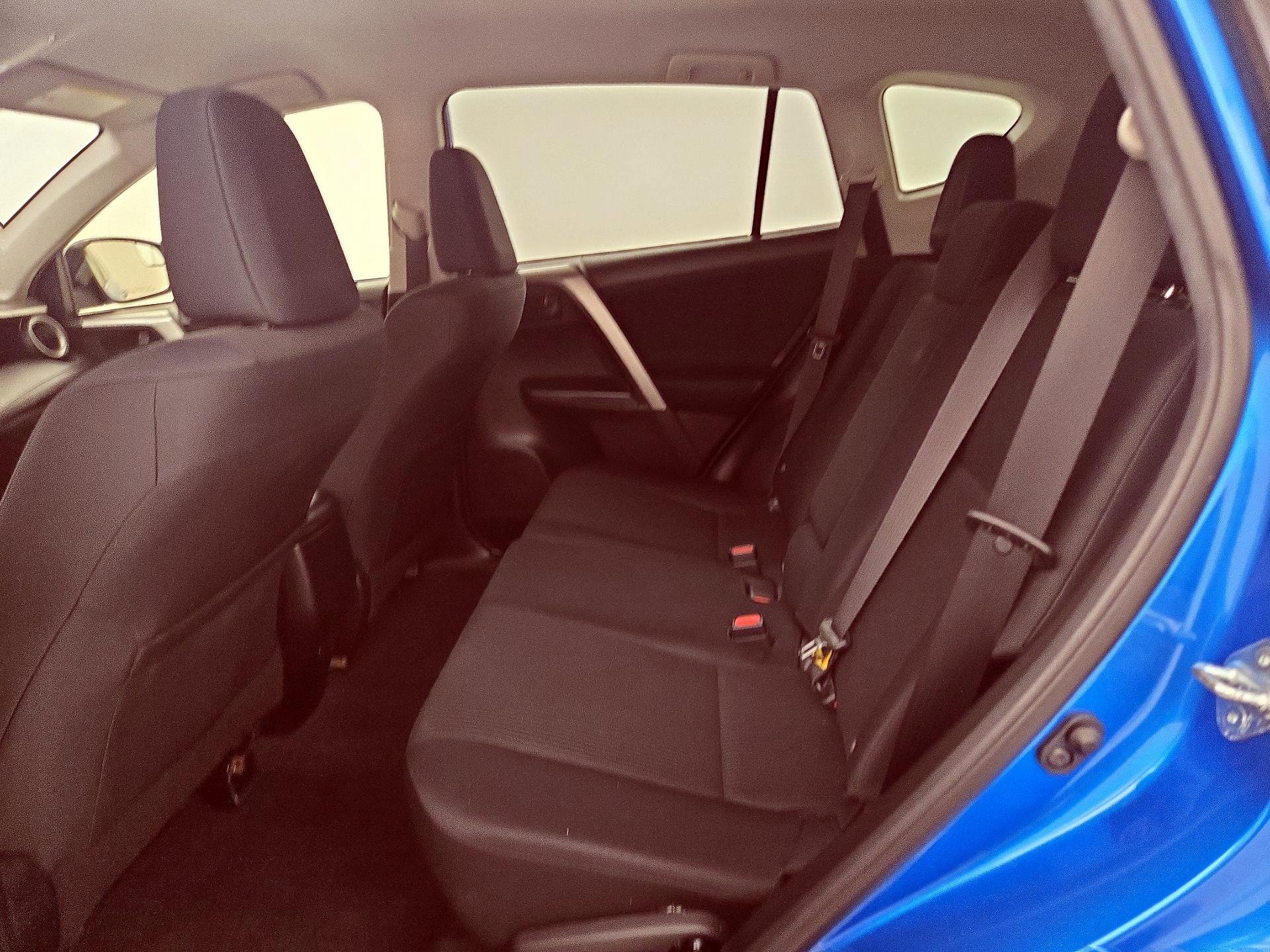 Thumbnail: 2016 Toyota RAV4 - 19