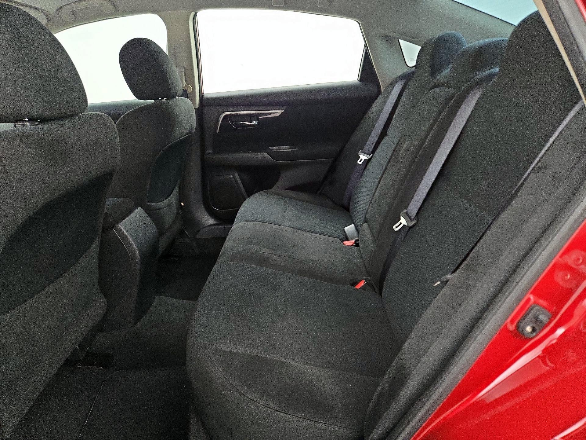 Thumbnail: 2014 Nissan Altima - 19