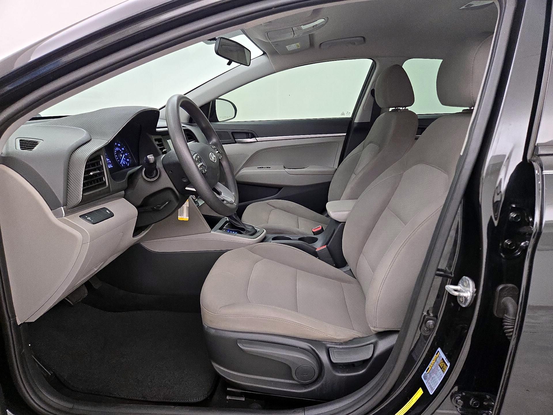 Thumbnail: 2019 Hyundai Elantra - 11