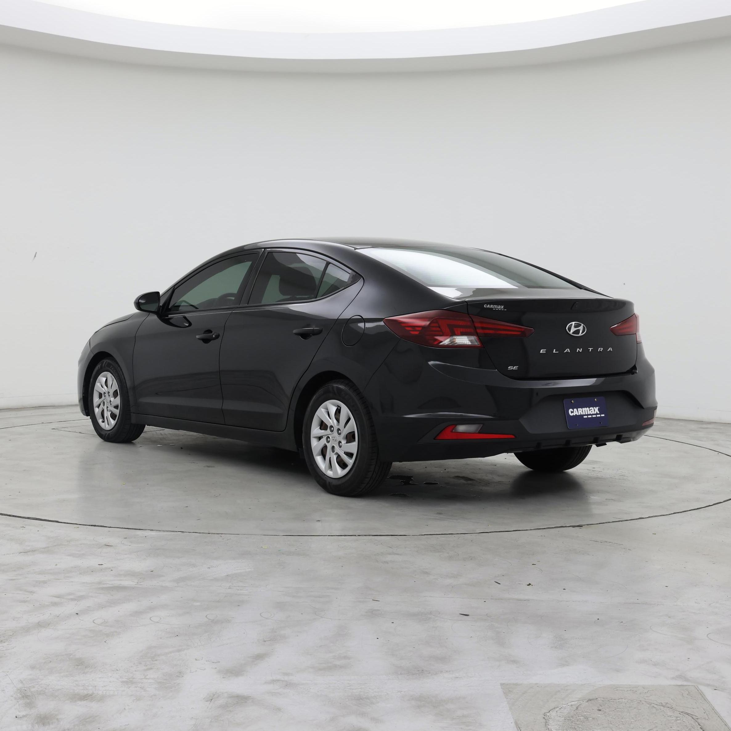 Thumbnail: 2019 Hyundai Elantra - 2