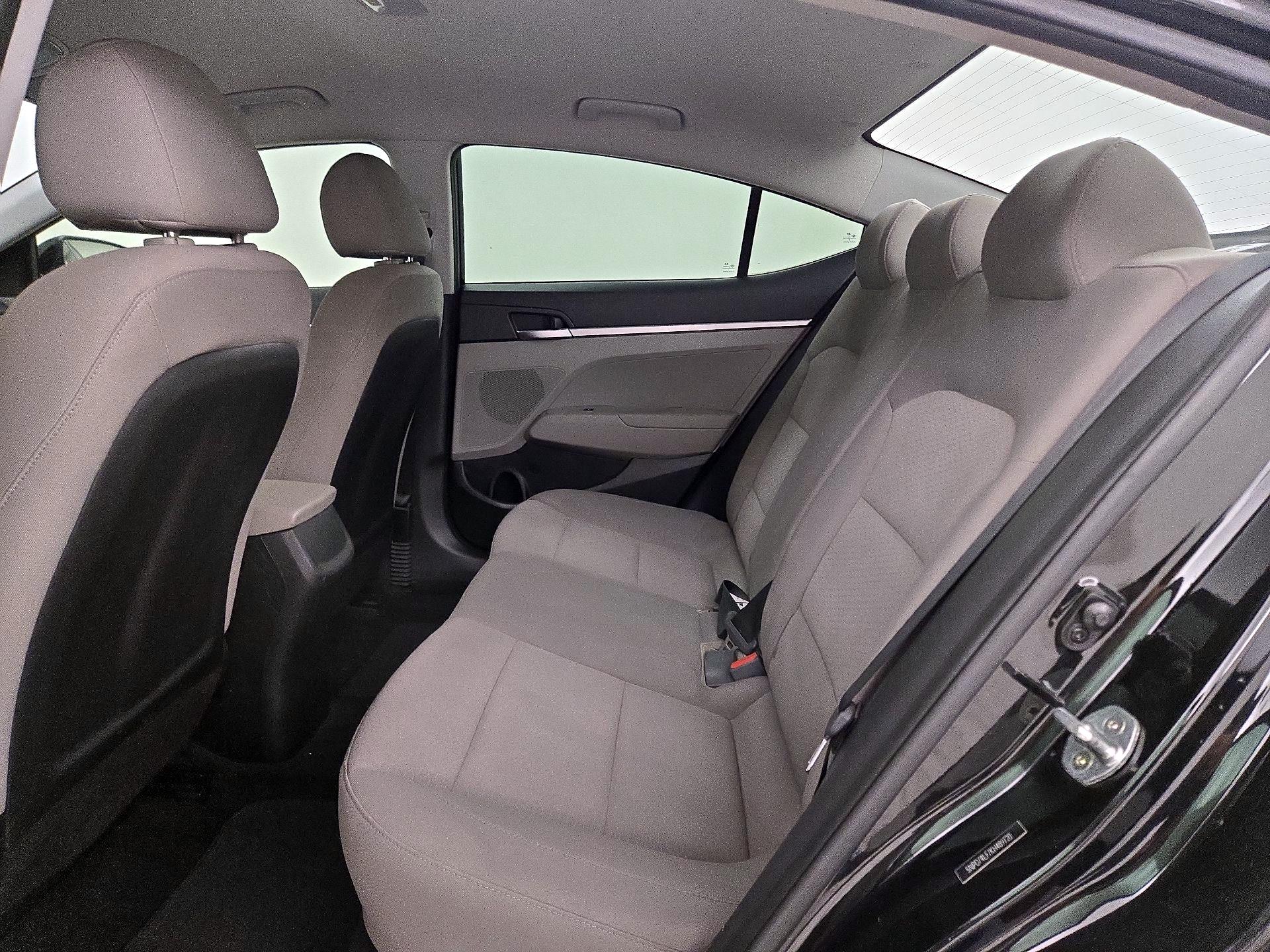 Thumbnail: 2019 Hyundai Elantra - 19