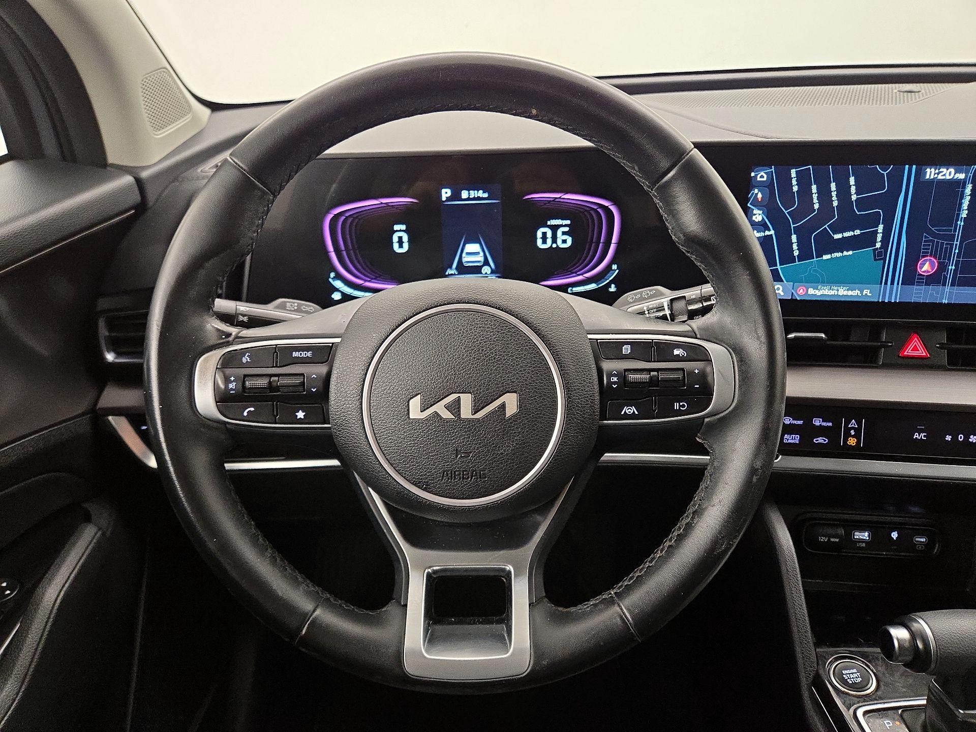 Thumbnail: 2023 Kia Sportage - 10