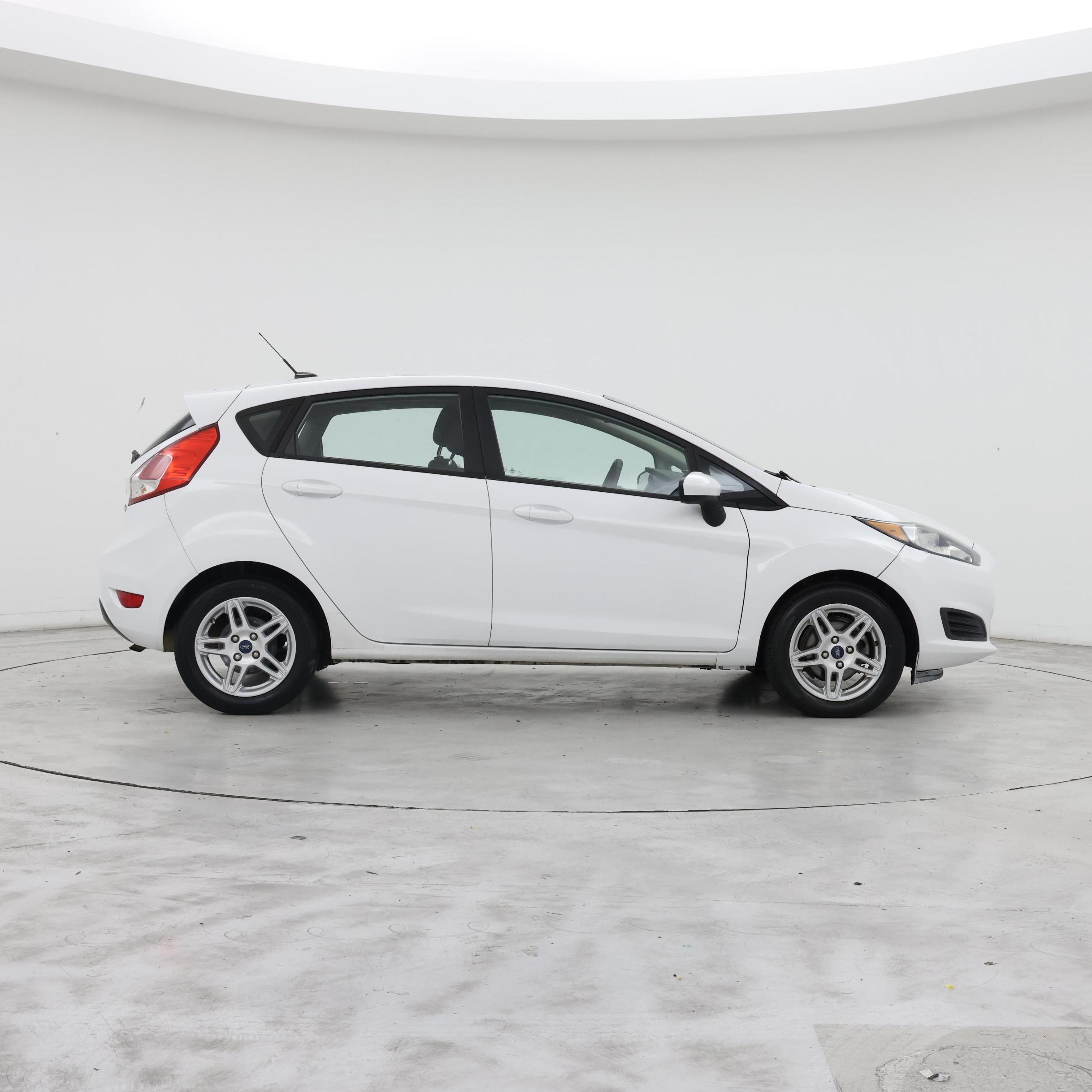 Thumbnail: 2019 Ford Fiesta - 7