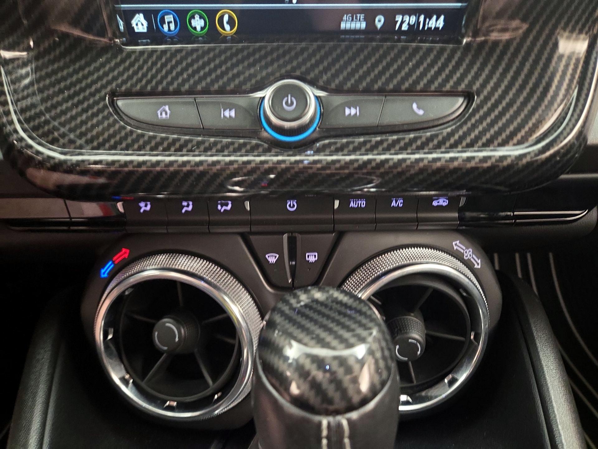 Thumbnail: 2019 Chevrolet Camaro - 16