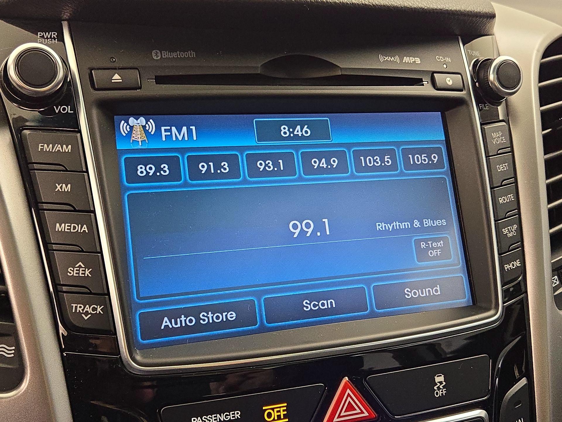 Thumbnail: 2015 Hyundai Elantra - 16
