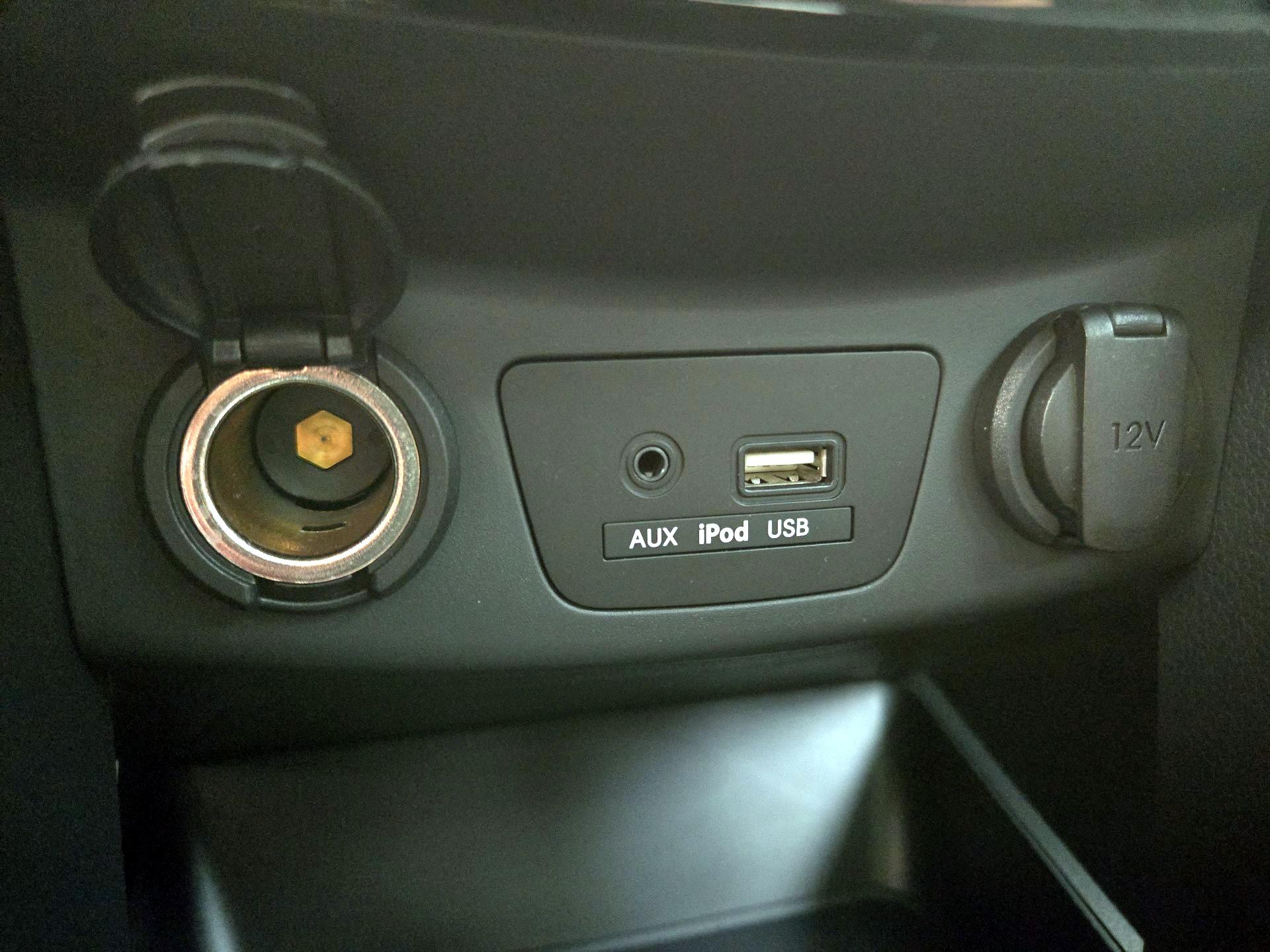 Thumbnail: 2015 Hyundai Elantra - 19