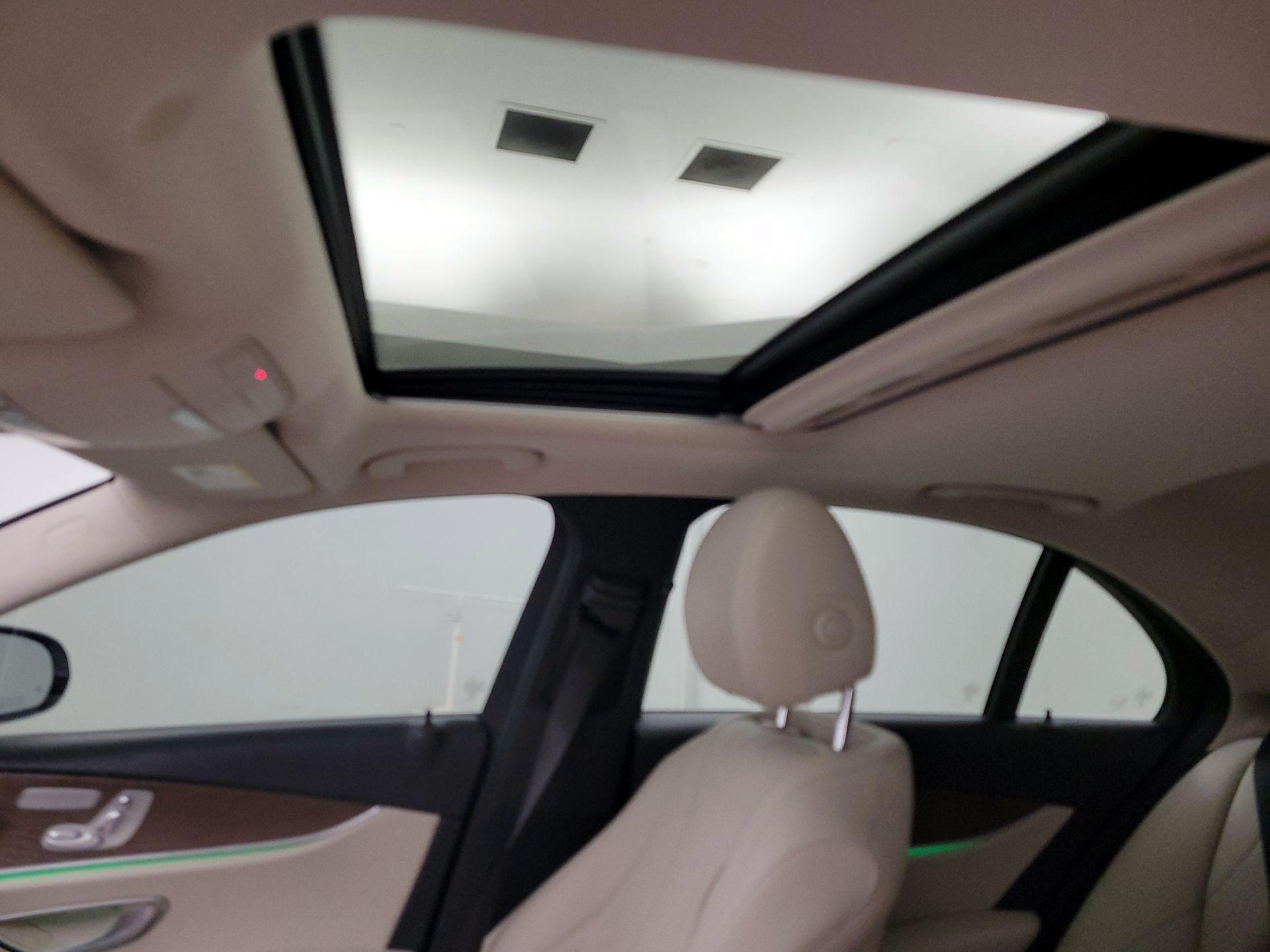 Thumbnail: 2020 Mercedes-Benz E-Class - 20