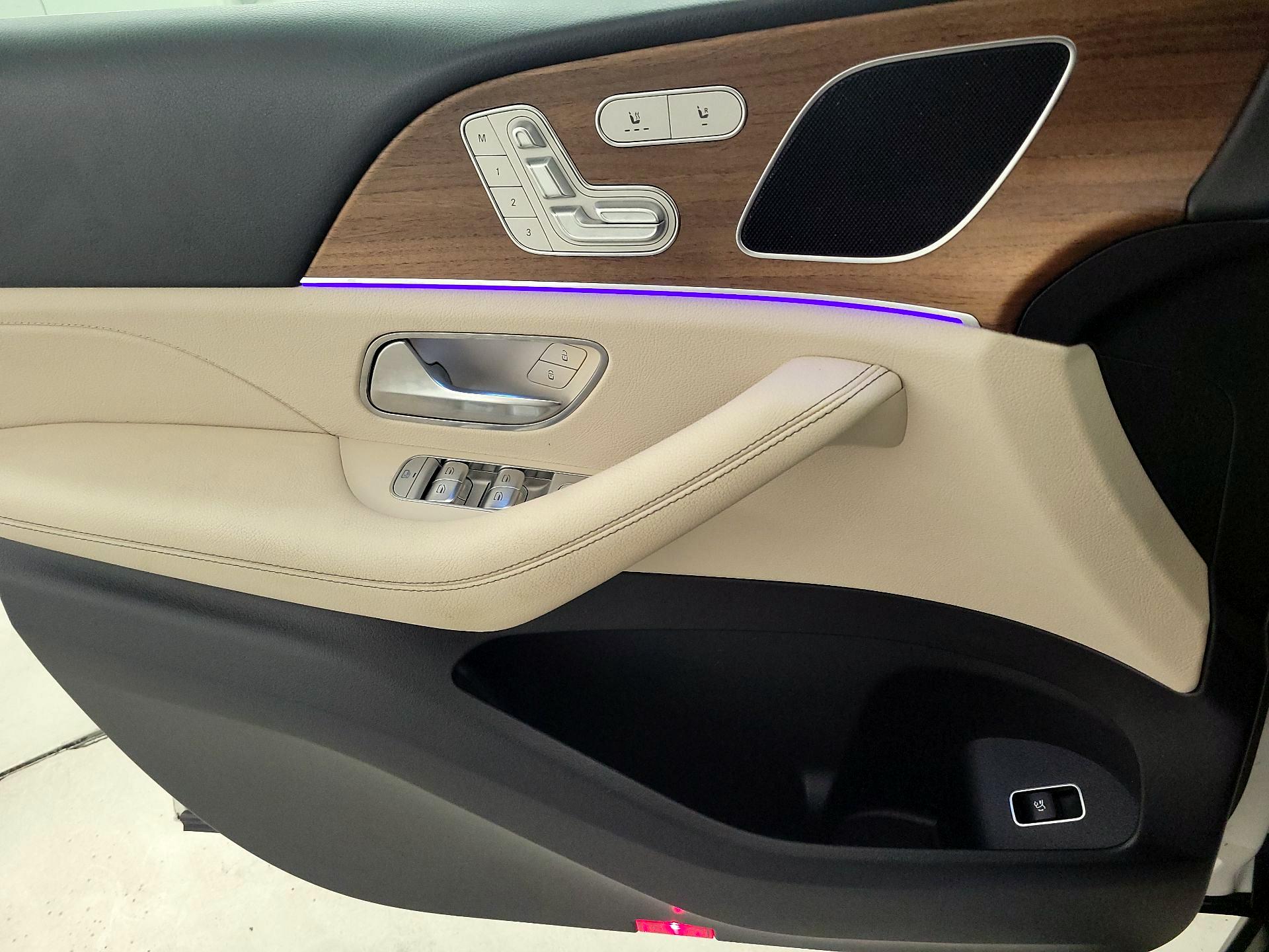 Thumbnail: 2024 Mercedes-Benz GLE - 10