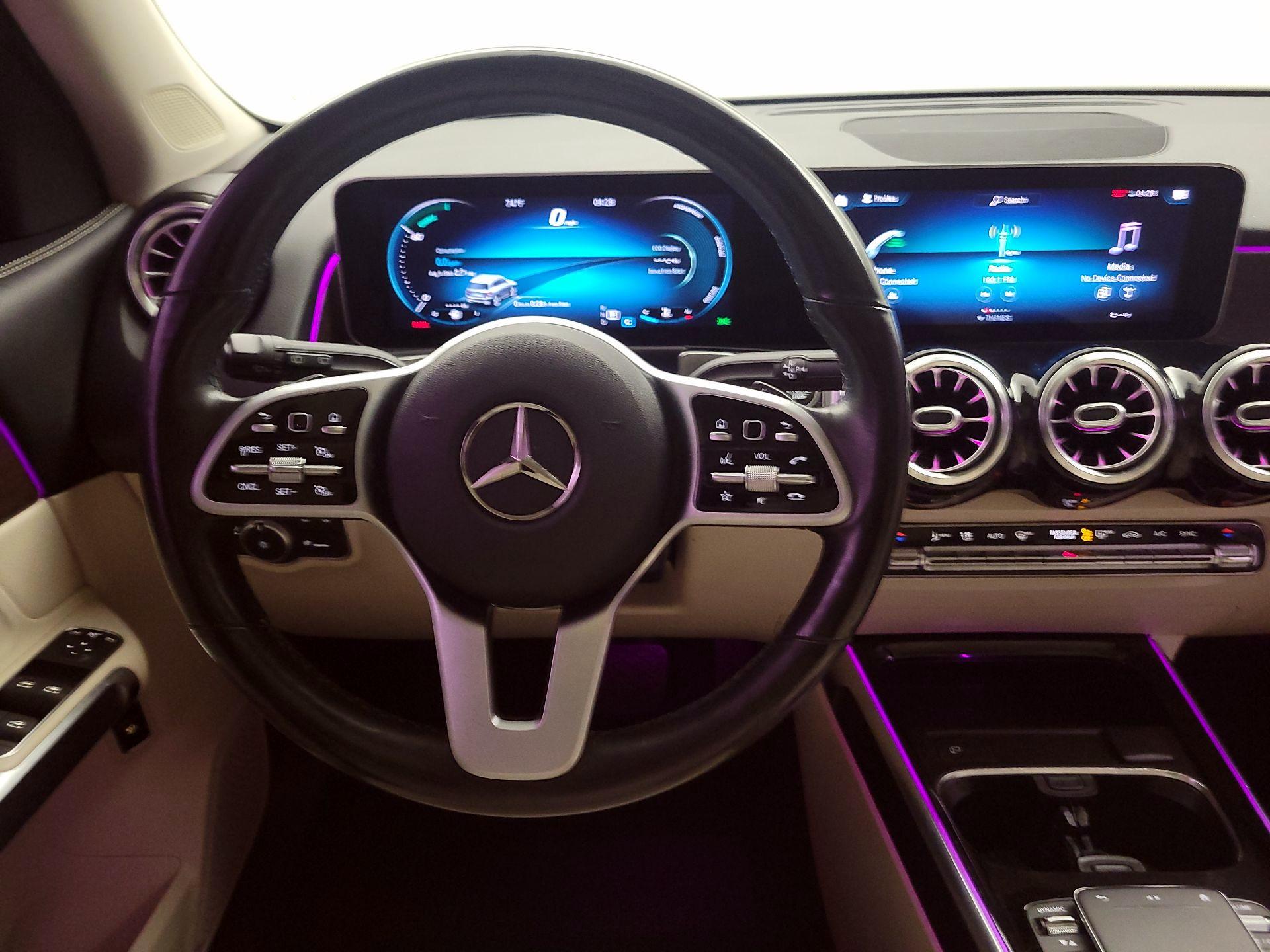 Thumbnail: 2021 Mercedes-Benz GLB - 10