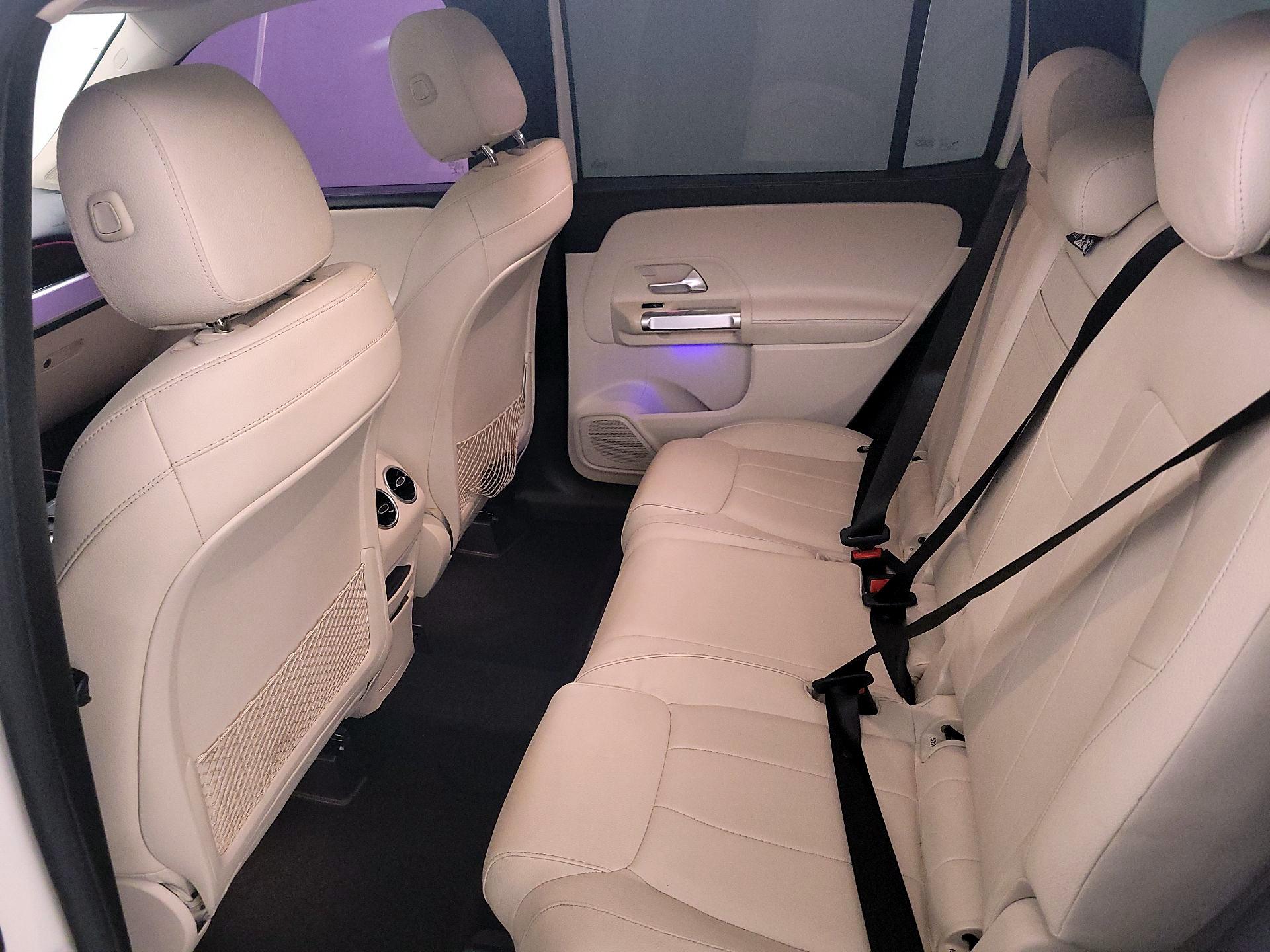 Thumbnail: 2021 Mercedes-Benz GLB - 20