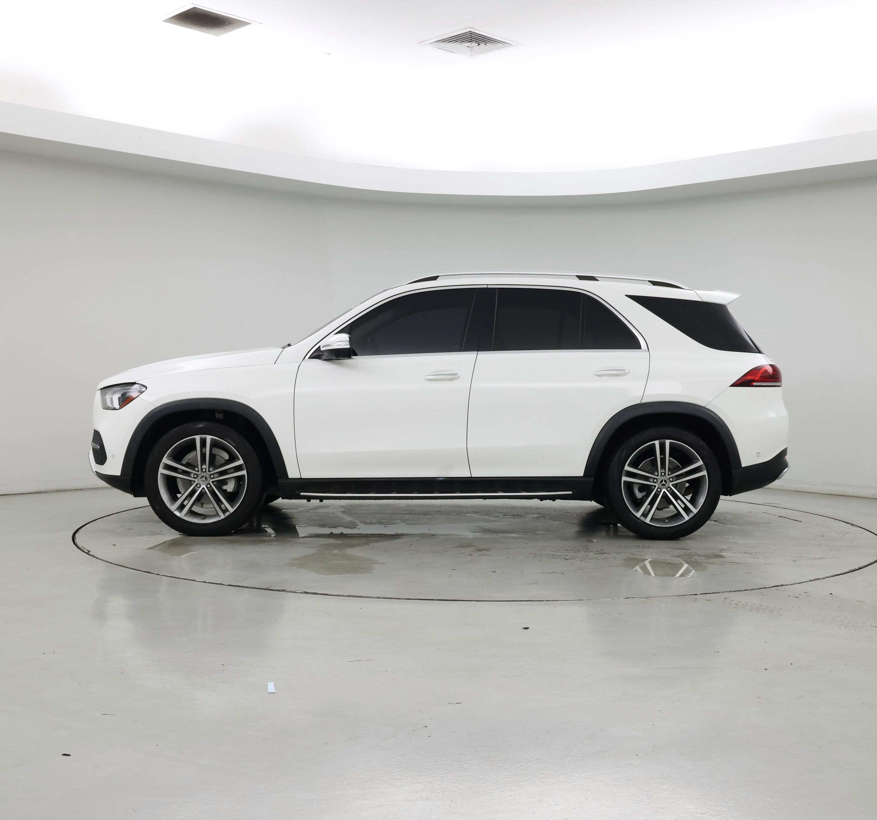 Thumbnail: 2021 Mercedes-Benz GLE - 3