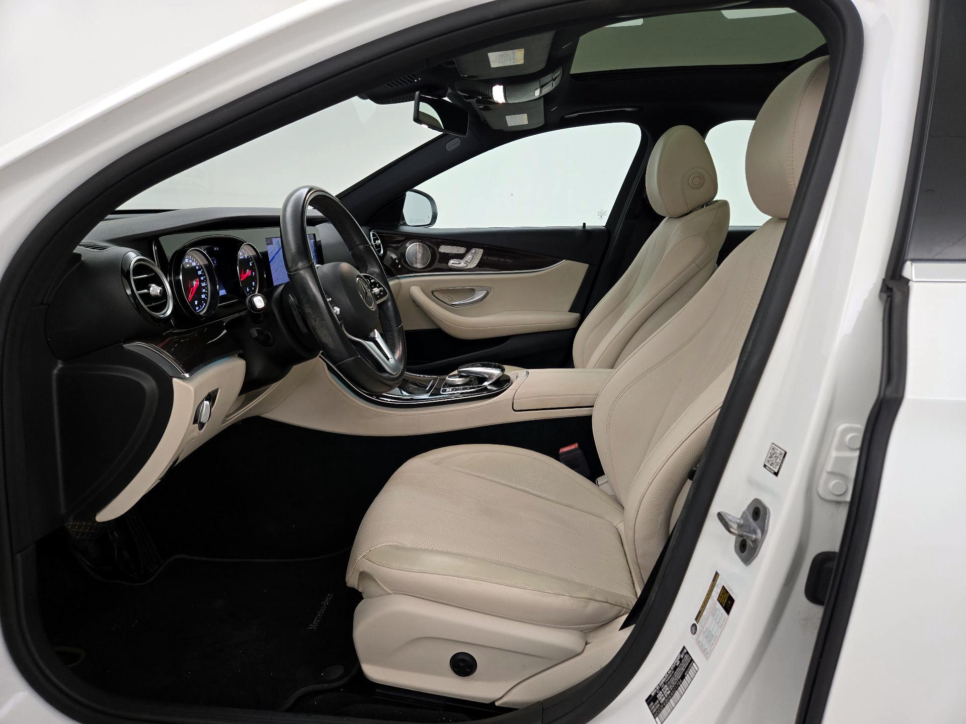 Thumbnail: 2019 Mercedes-Benz E-Class - 11