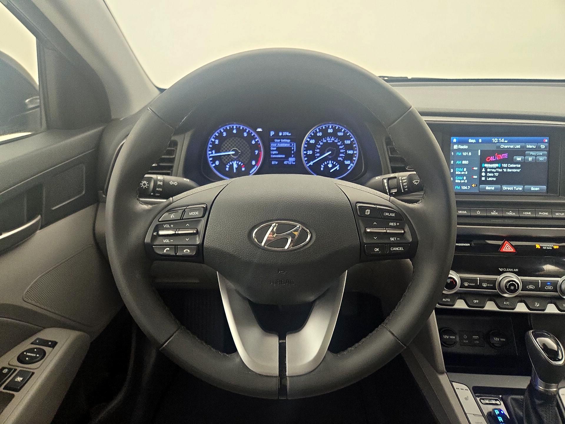 Thumbnail: 2020 Hyundai Elantra - 10
