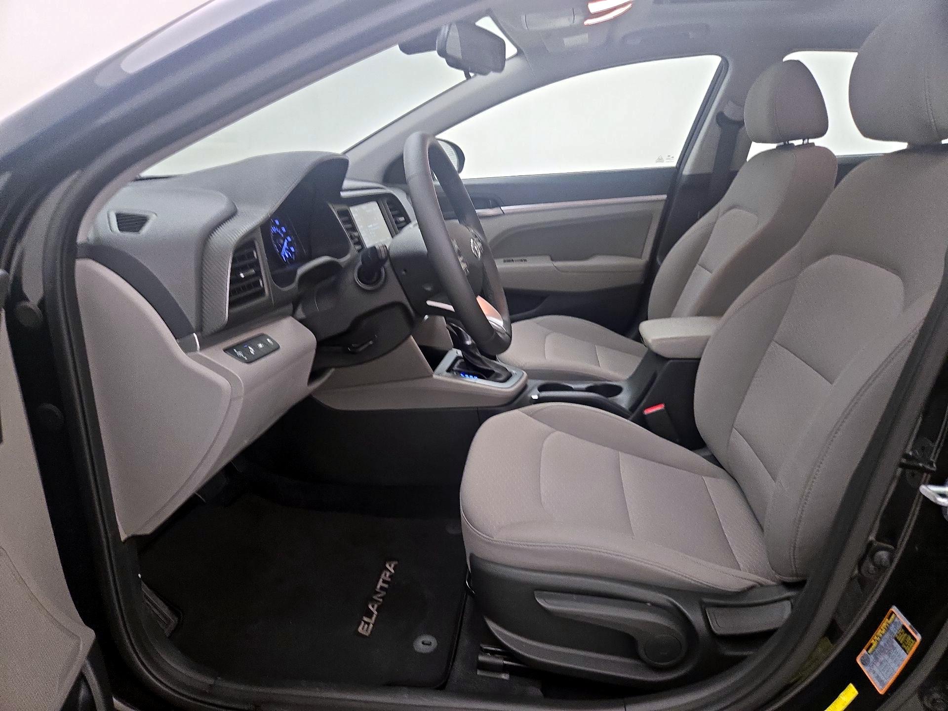 Thumbnail: 2020 Hyundai Elantra - 11