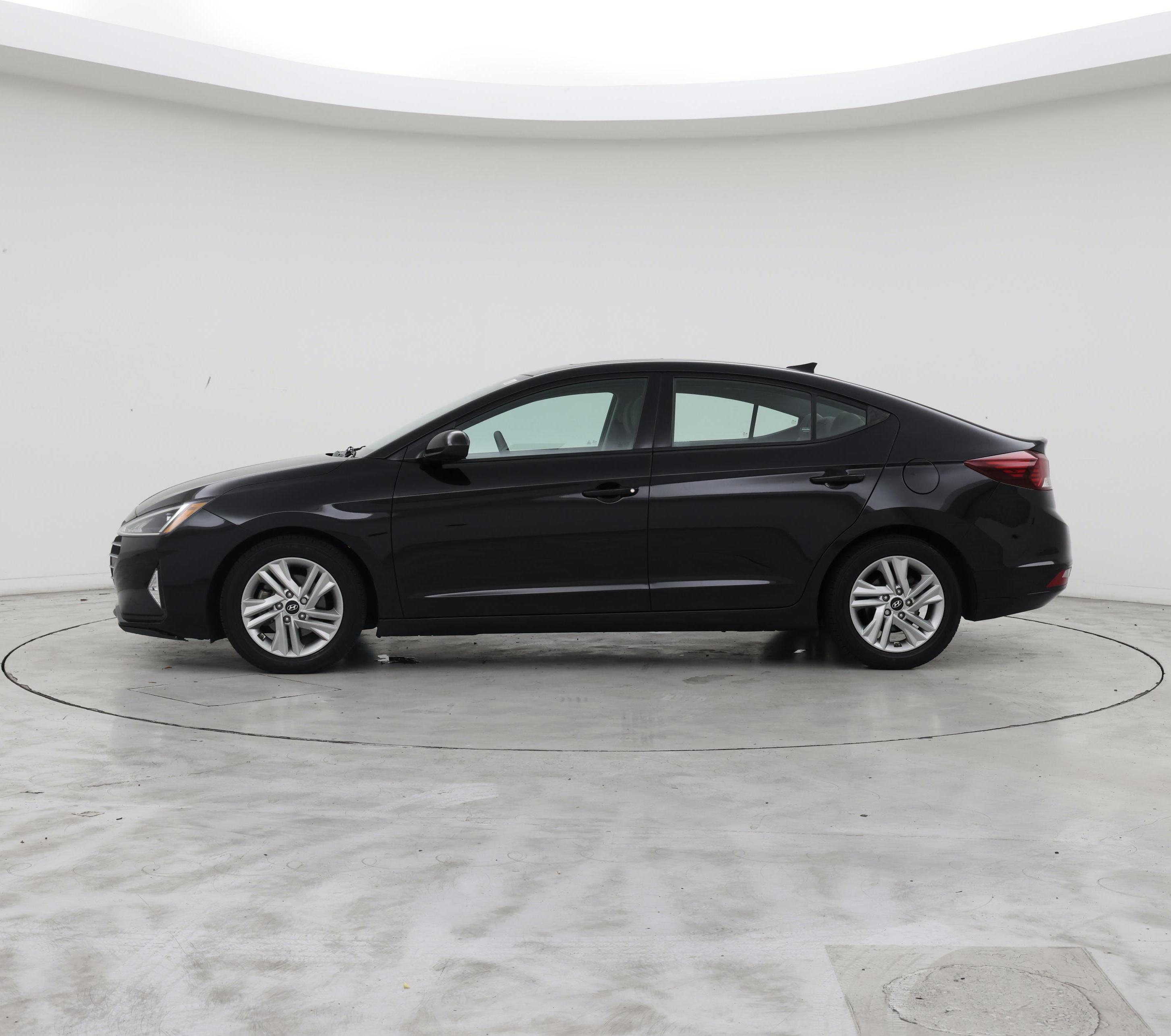 Thumbnail: 2020 Hyundai Elantra - 3