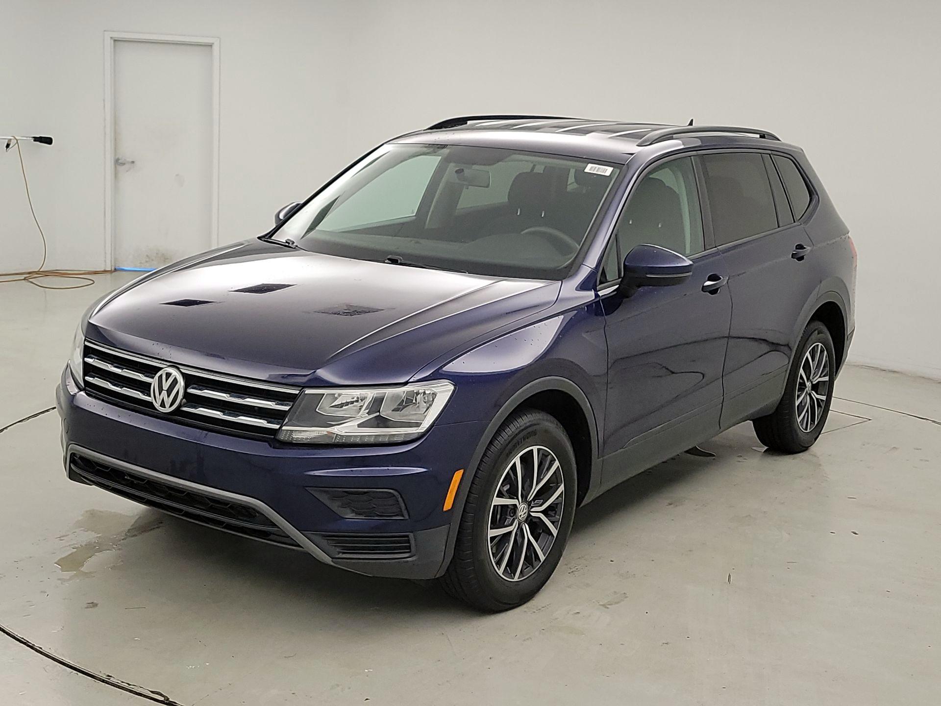 Thumbnail: 2021 Volkswagen Tiguan - 3
