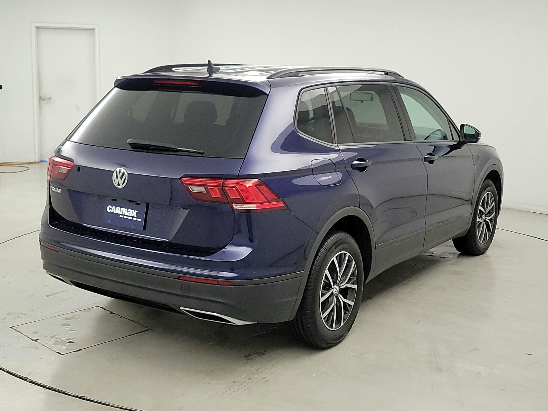 Thumbnail: 2021 Volkswagen Tiguan - 5