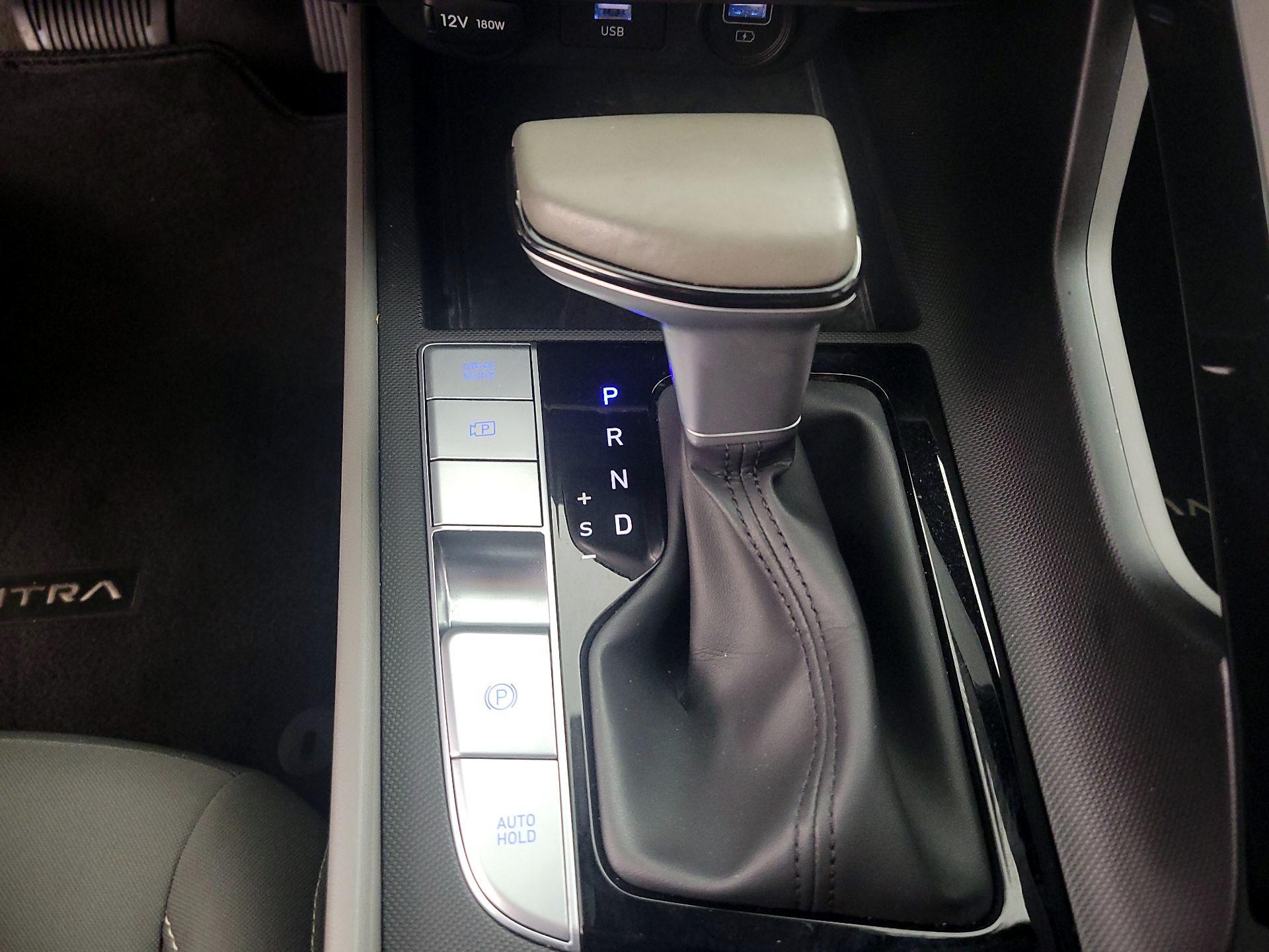 Thumbnail: 2023 Hyundai Elantra - 15