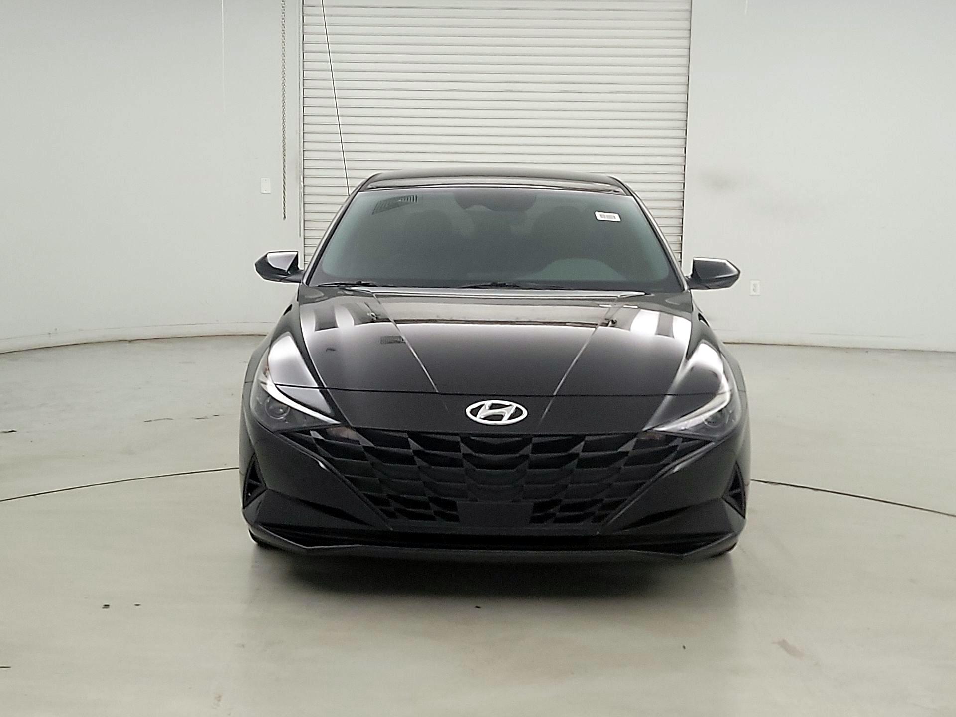 Thumbnail: 2023 Hyundai Elantra - 2